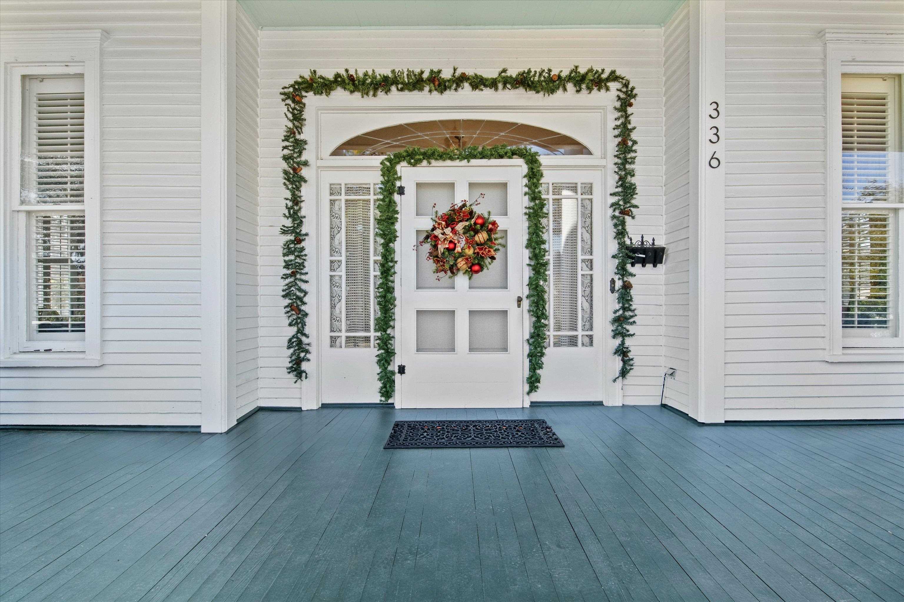 336 N JACKSON Street