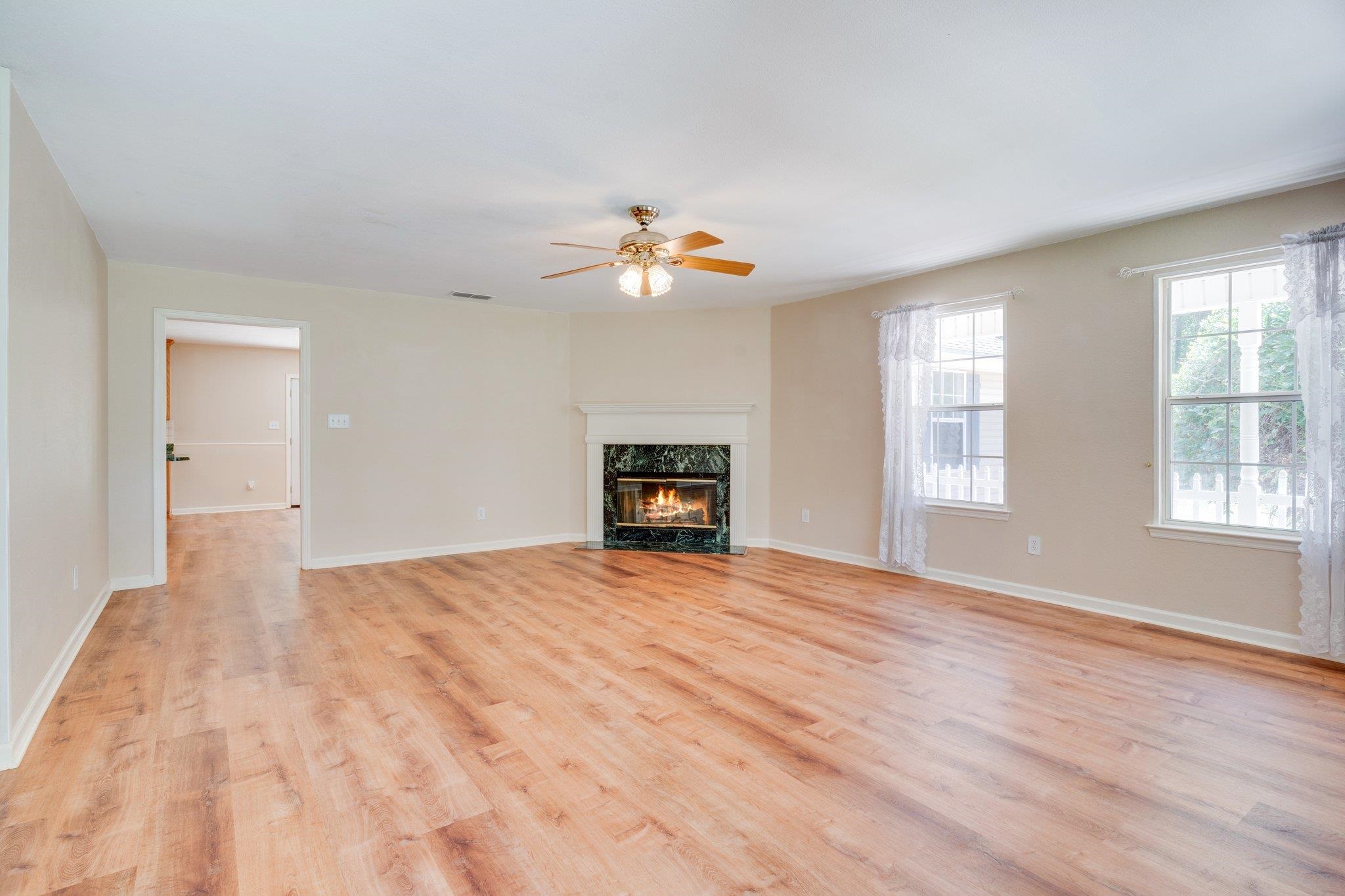 21625 Bloxham Cutoff