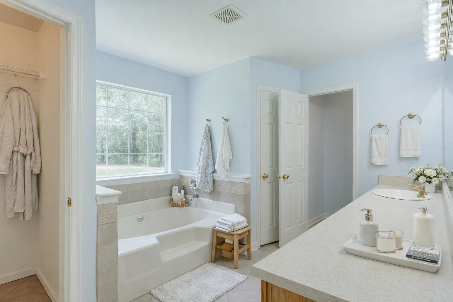 21625 Bloxham Cutoff