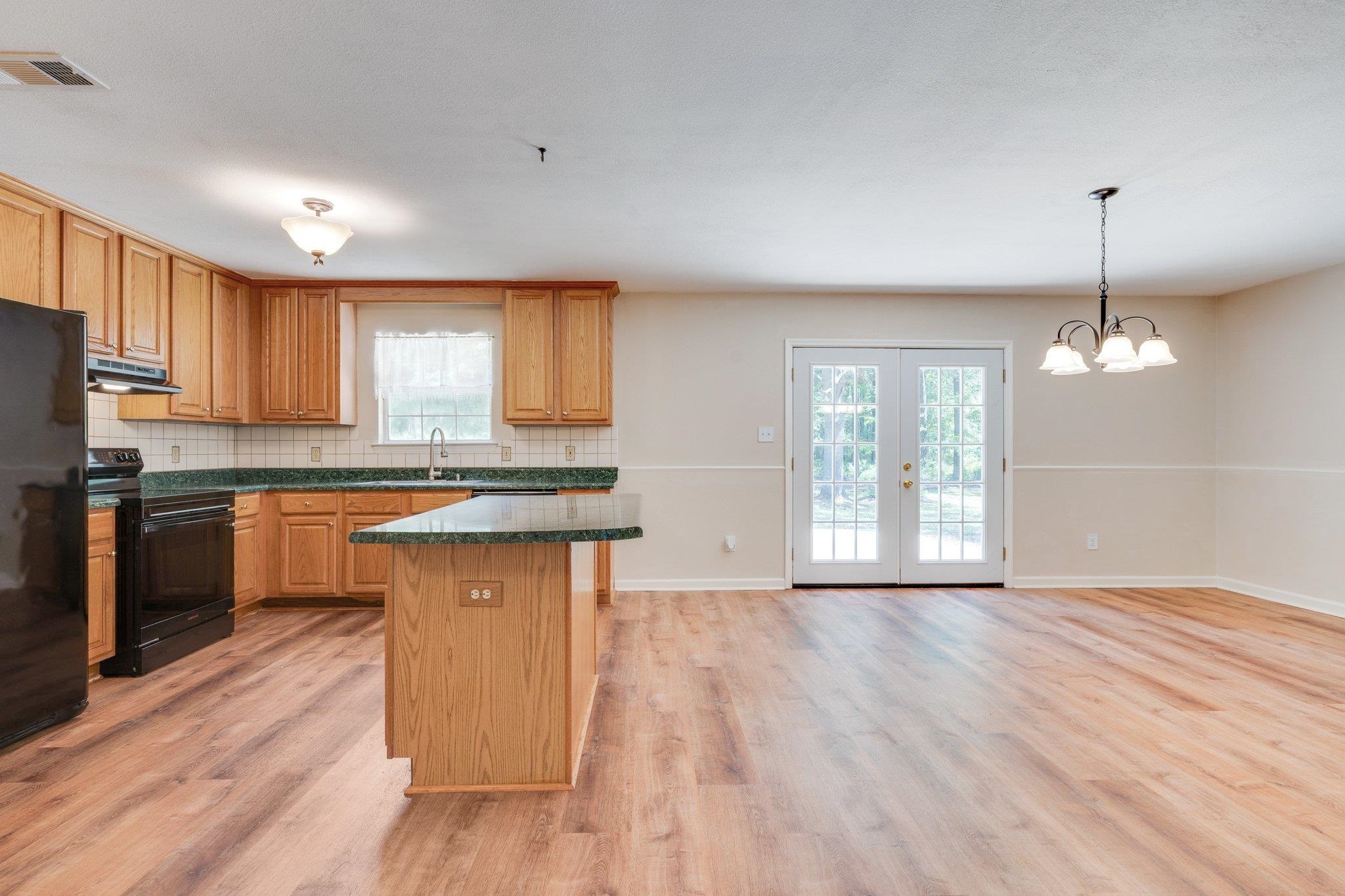 21625 Bloxham Cutoff