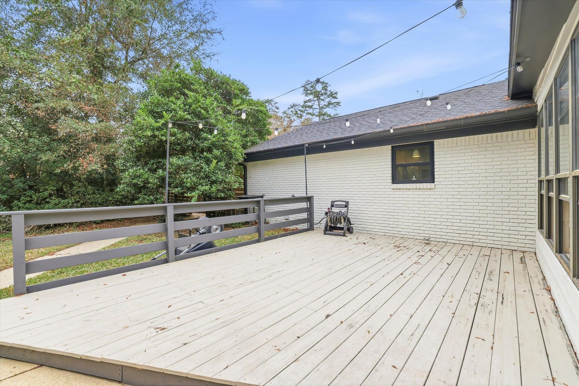 3130 E Shamrock