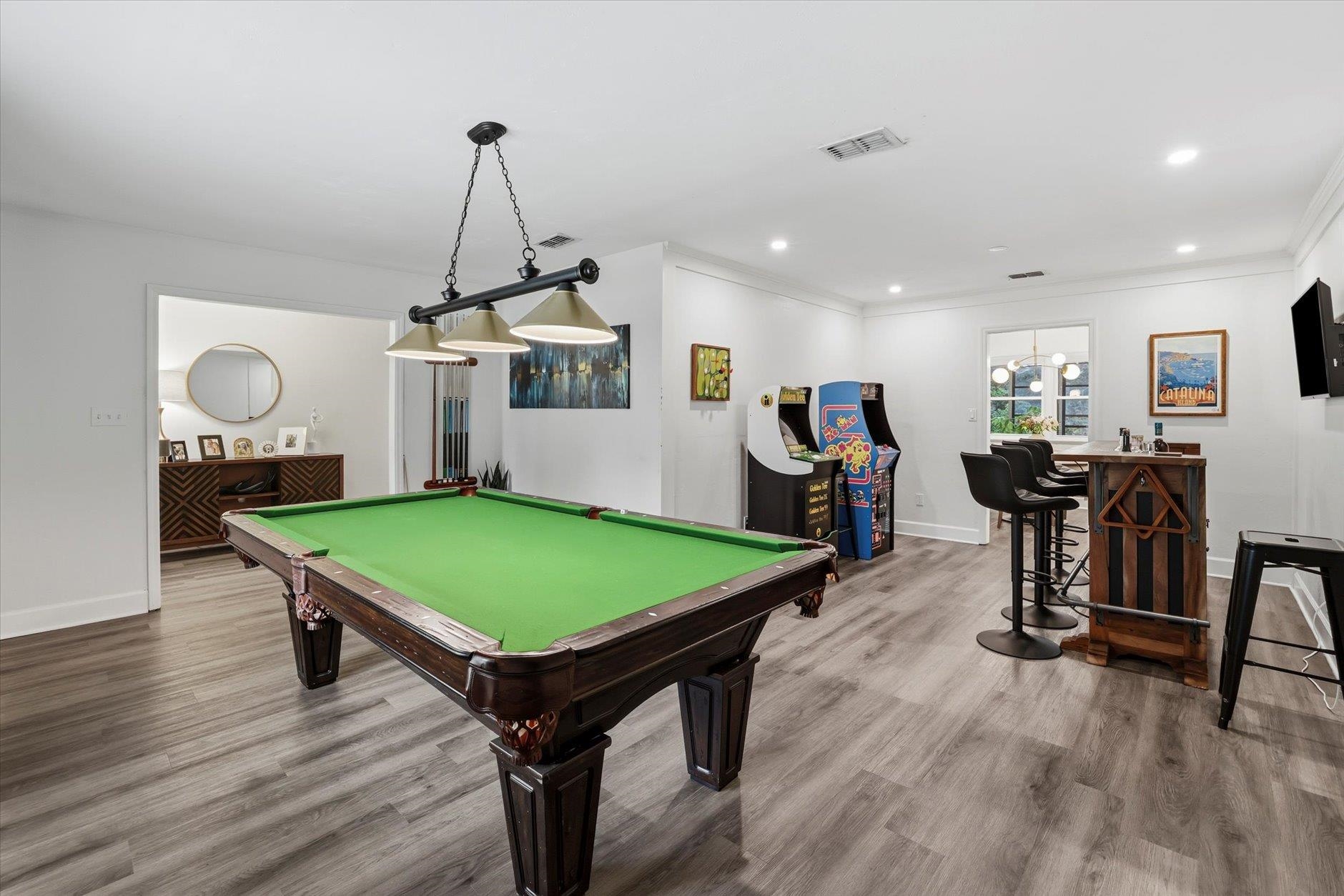 3130 E Shamrock