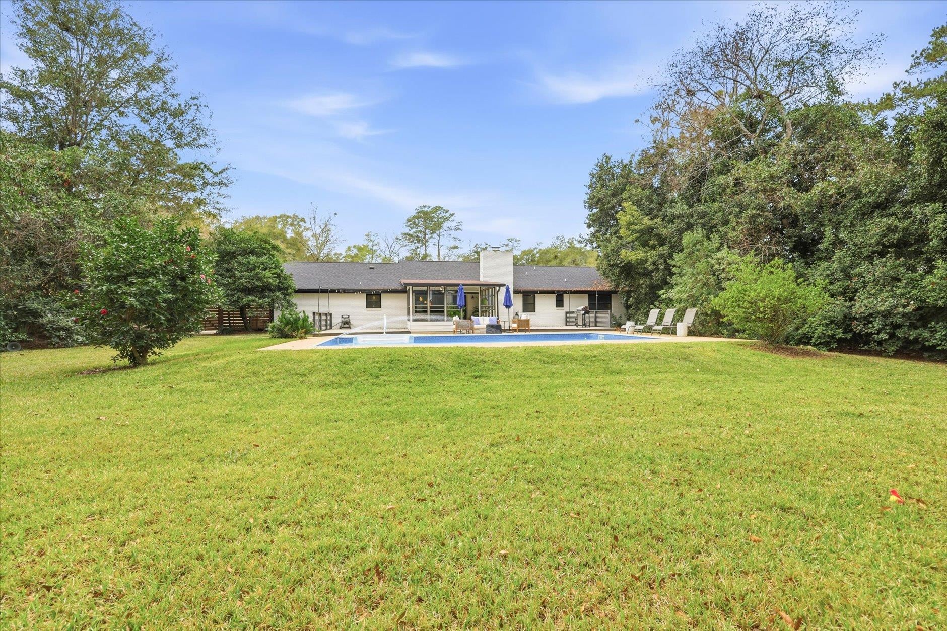 3130 E Shamrock