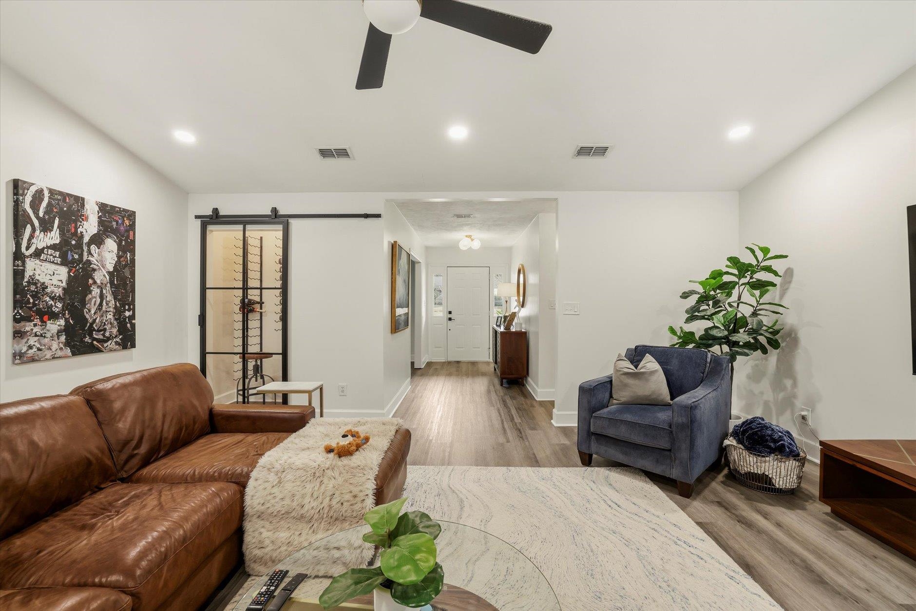 3130 E Shamrock