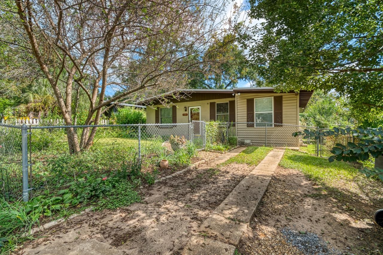 439 Shephard Street
