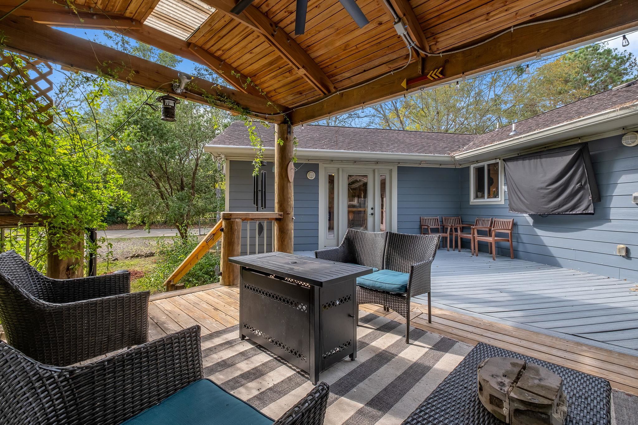 4045 McLeod Drive