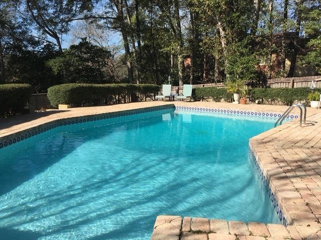 3042 Fermanagh Drive