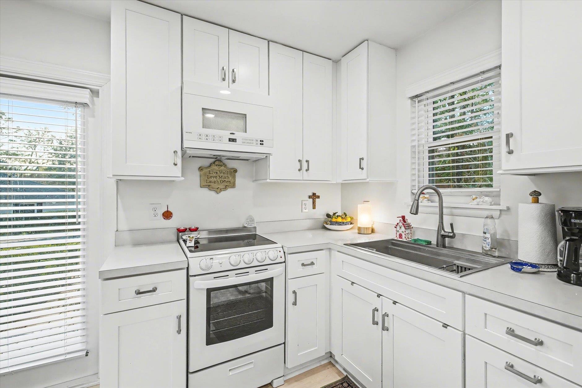 3042 Fermanagh Drive