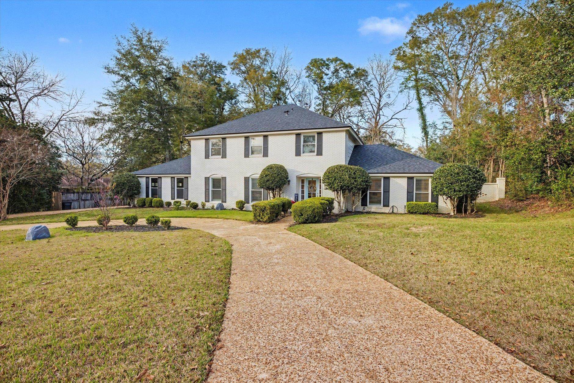 3042 Fermanagh Drive