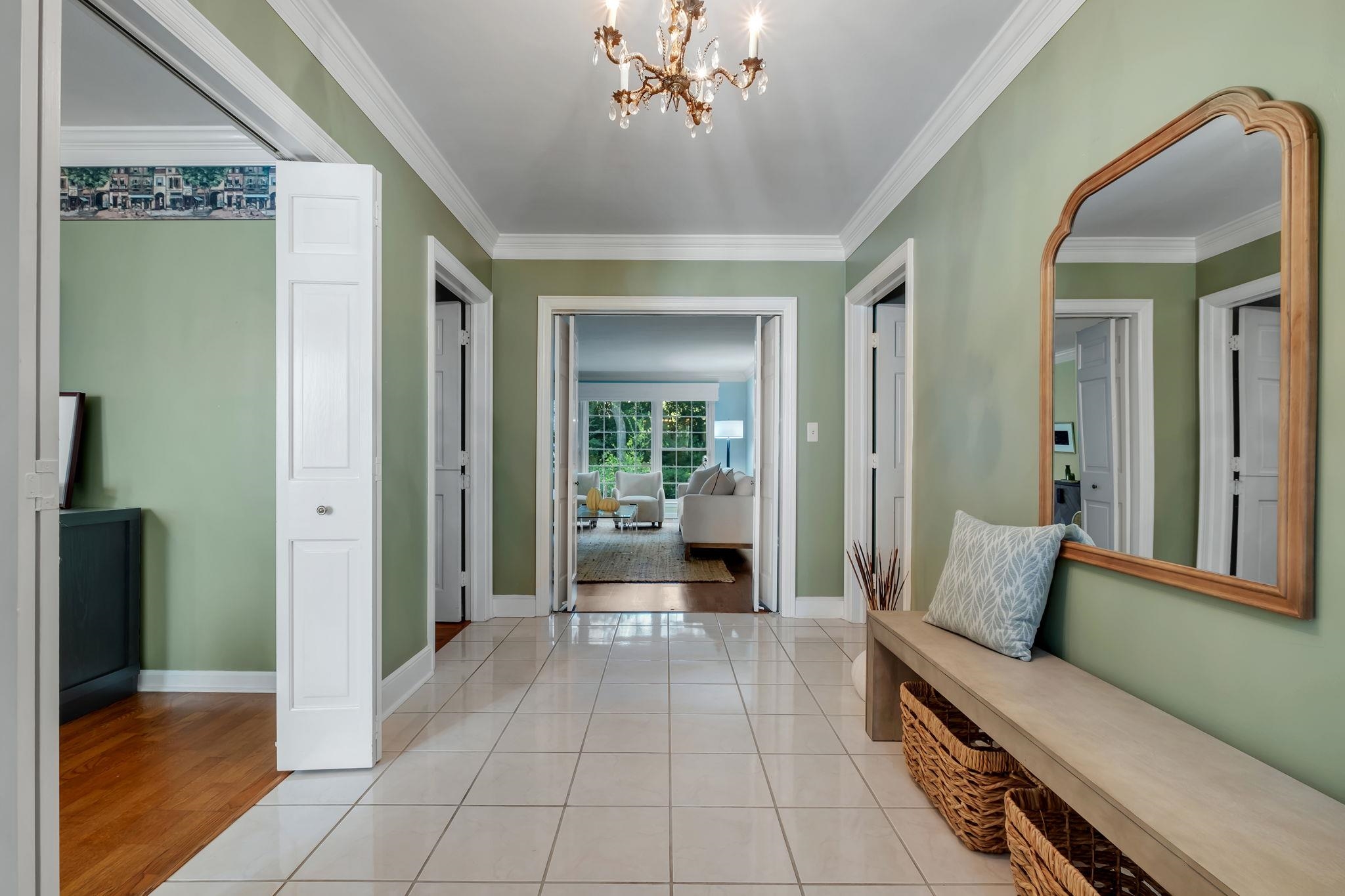 2218 Killarney Way