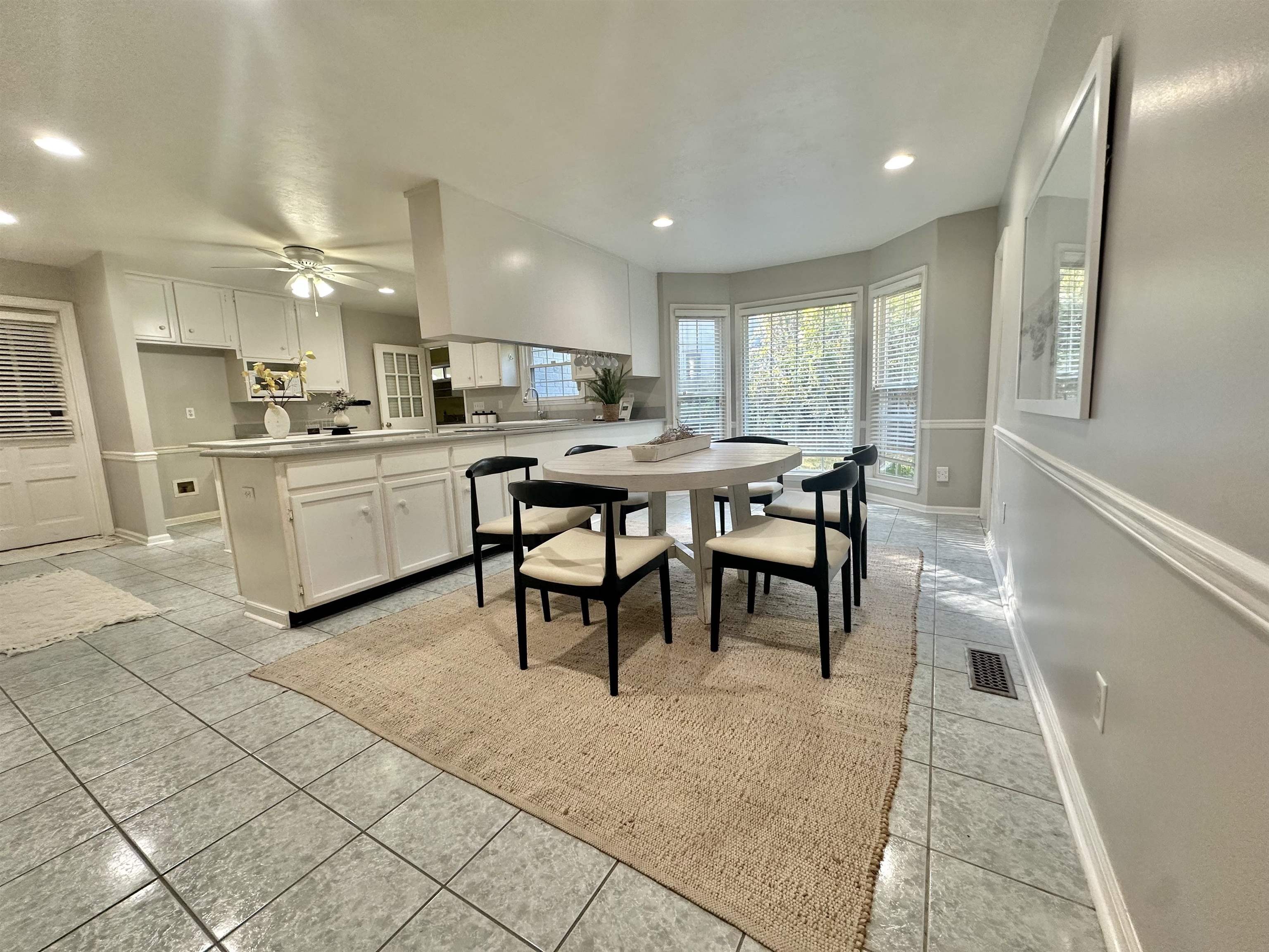 2218 Killarney Way