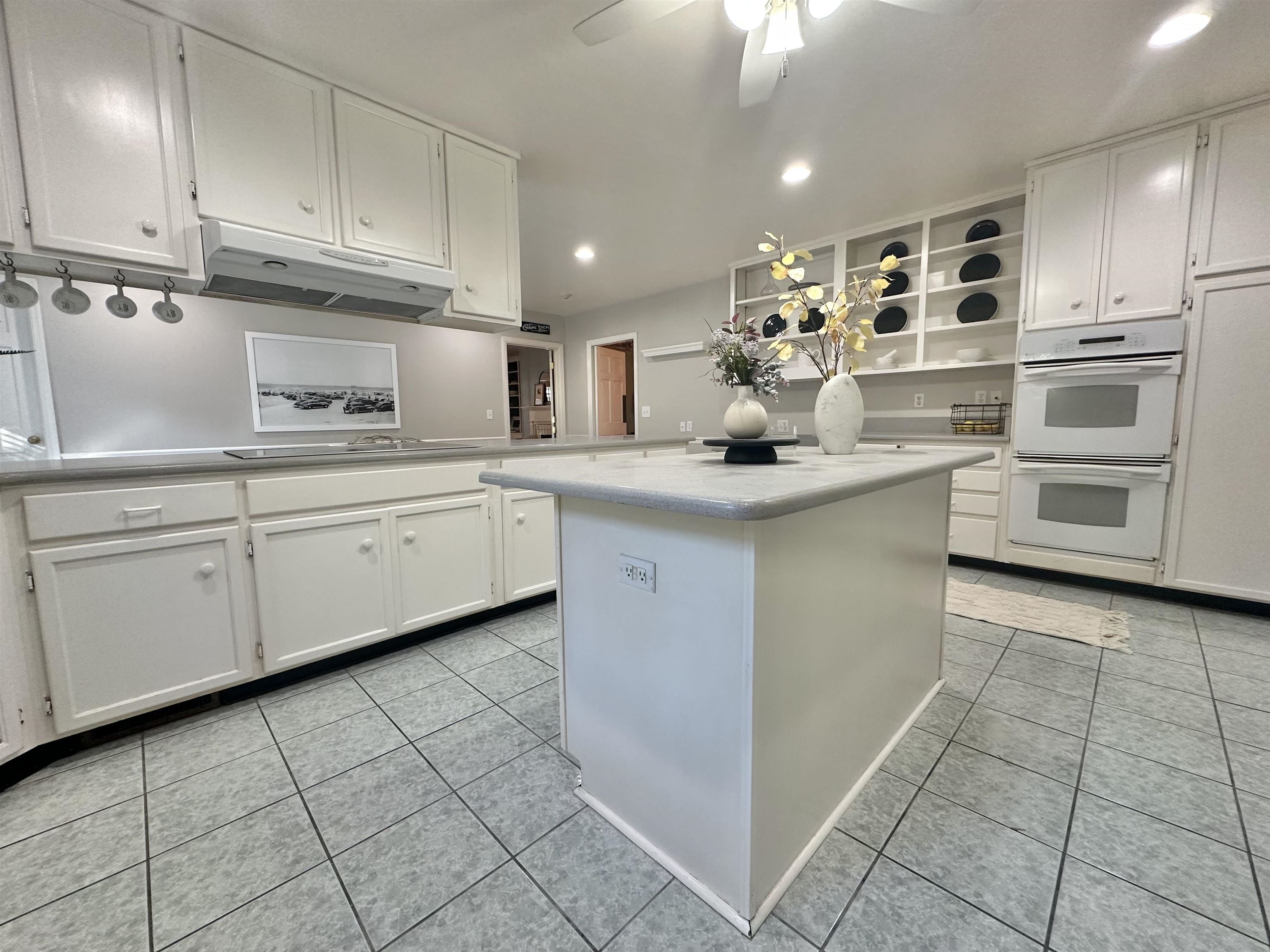 2218 Killarney Way