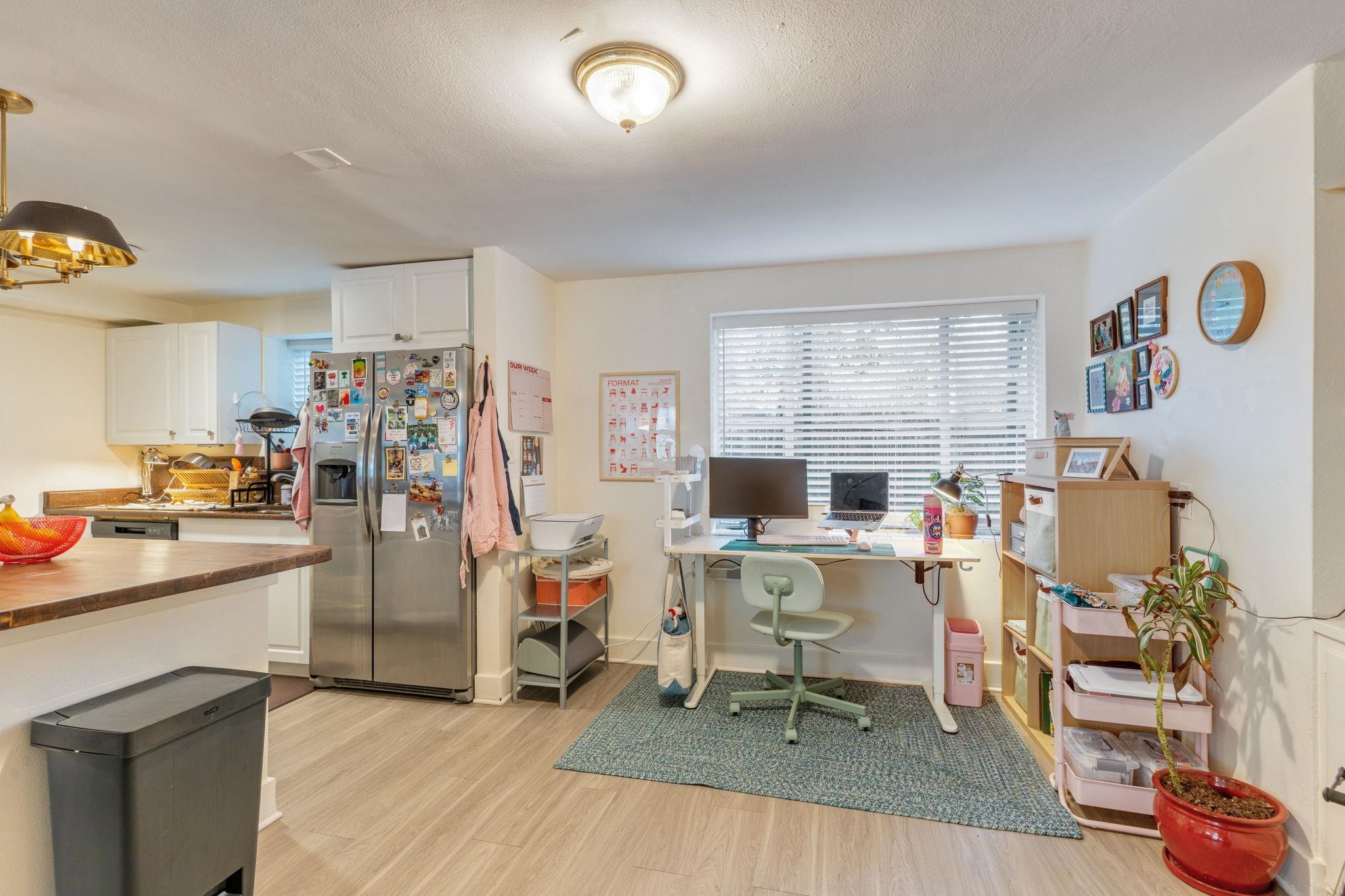 202 E BRADFORD Road Unit: 1-4