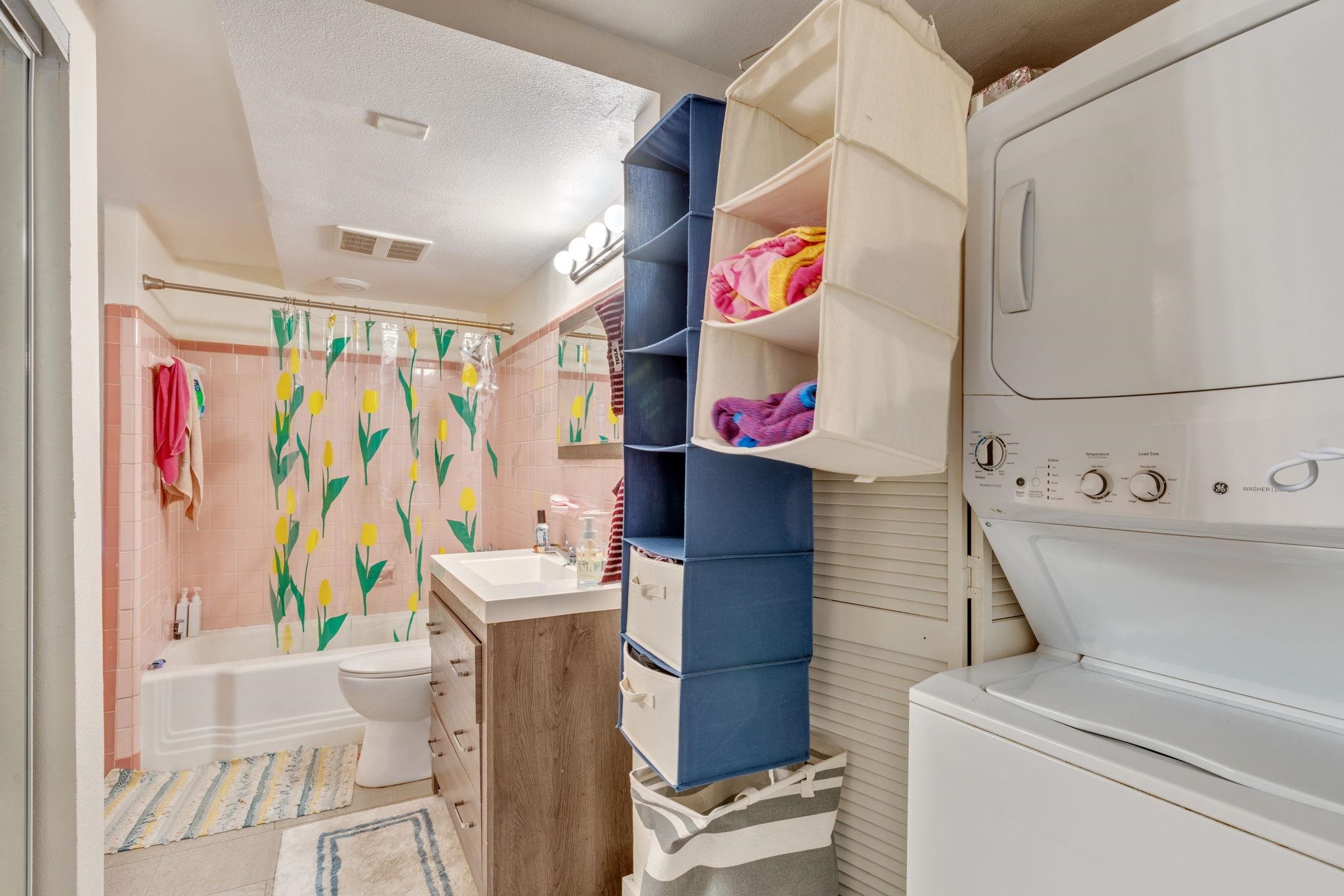 202 E BRADFORD Road Unit: 1-4