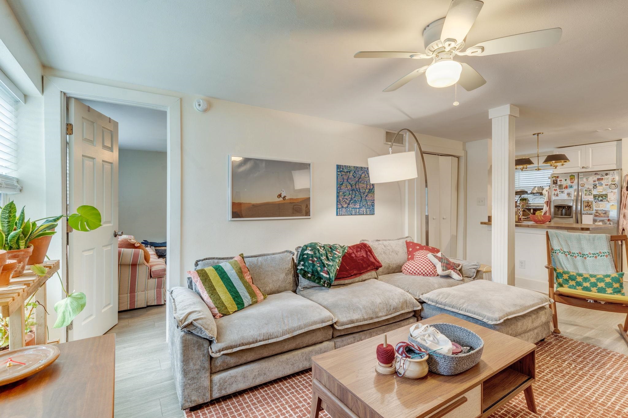 202 E BRADFORD Road Unit: 1-4