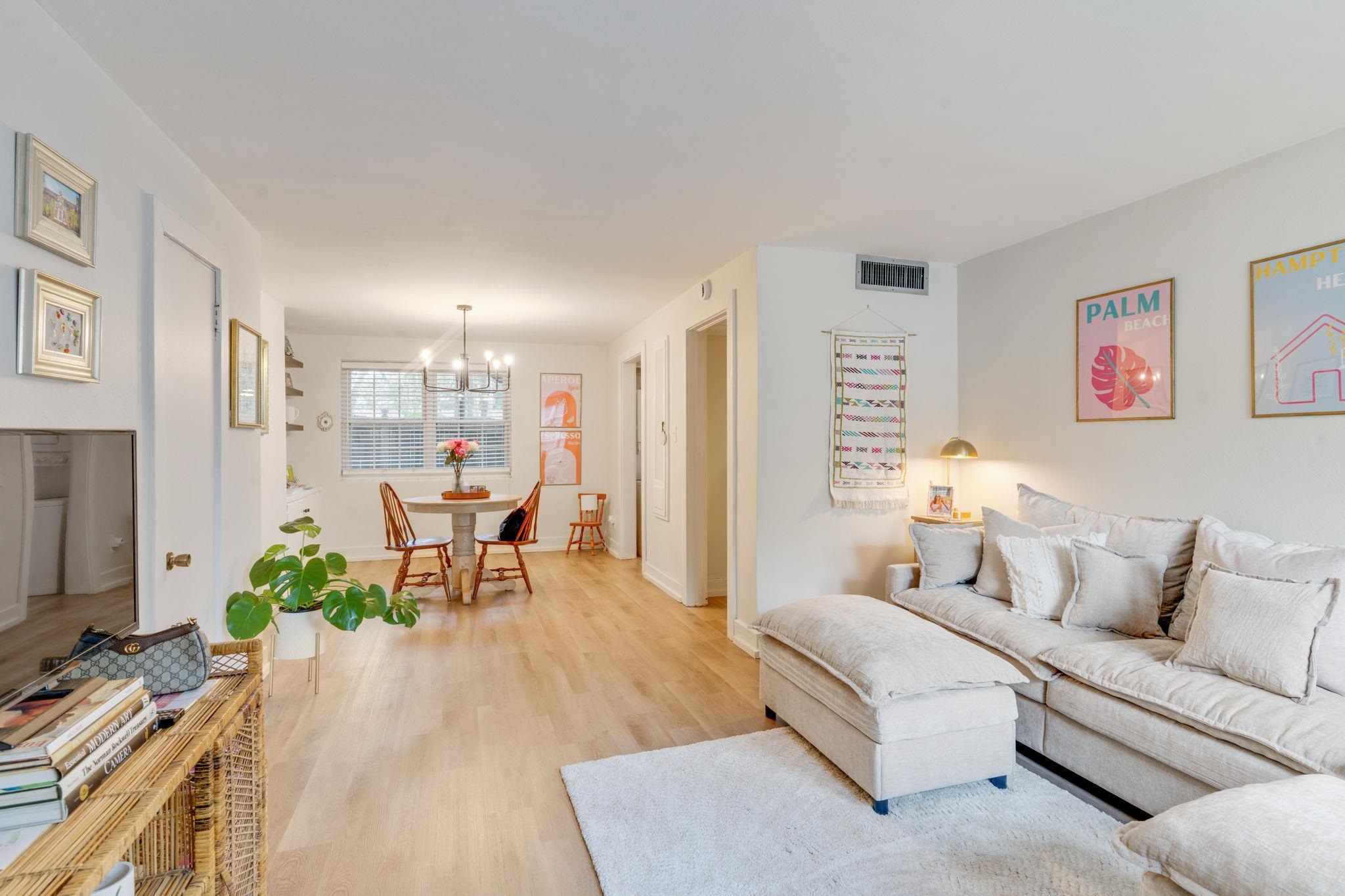 202 E BRADFORD Road Unit: 1-4