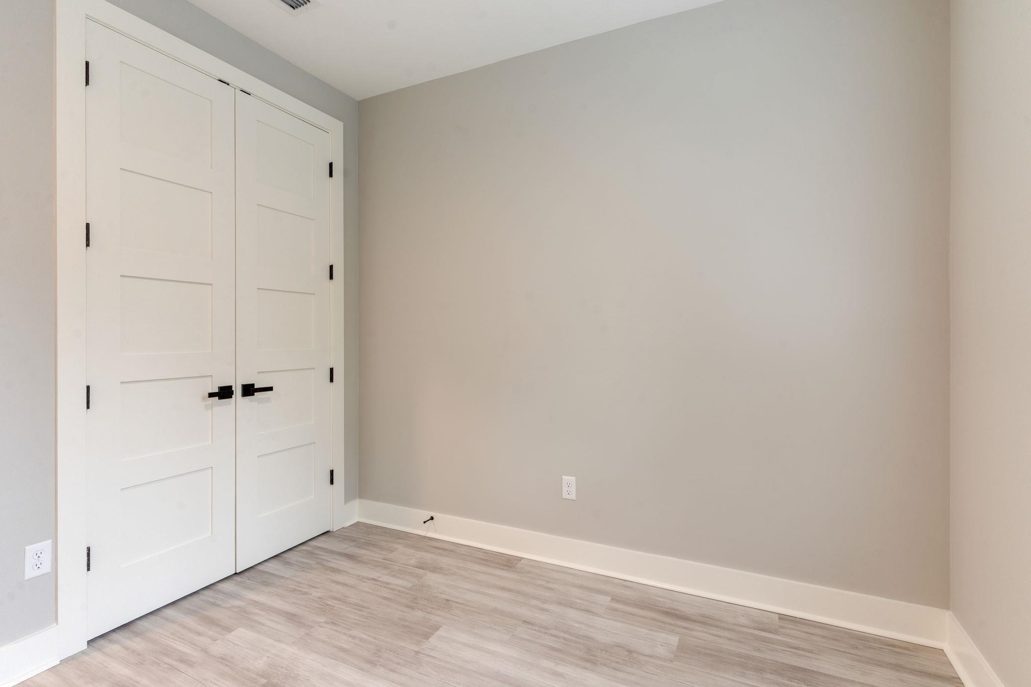 226 E BRADFORD Road Unit: A & B