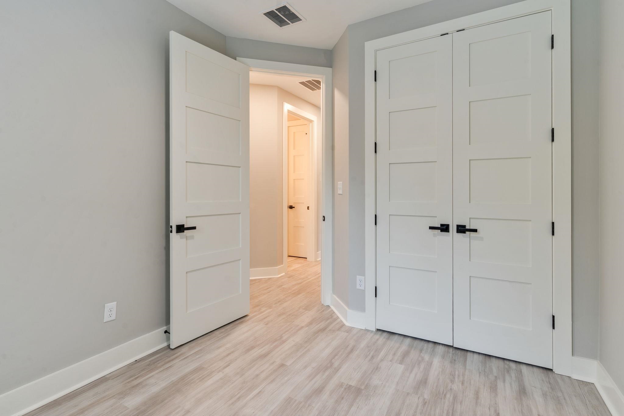 226 E BRADFORD Road Unit: A & B