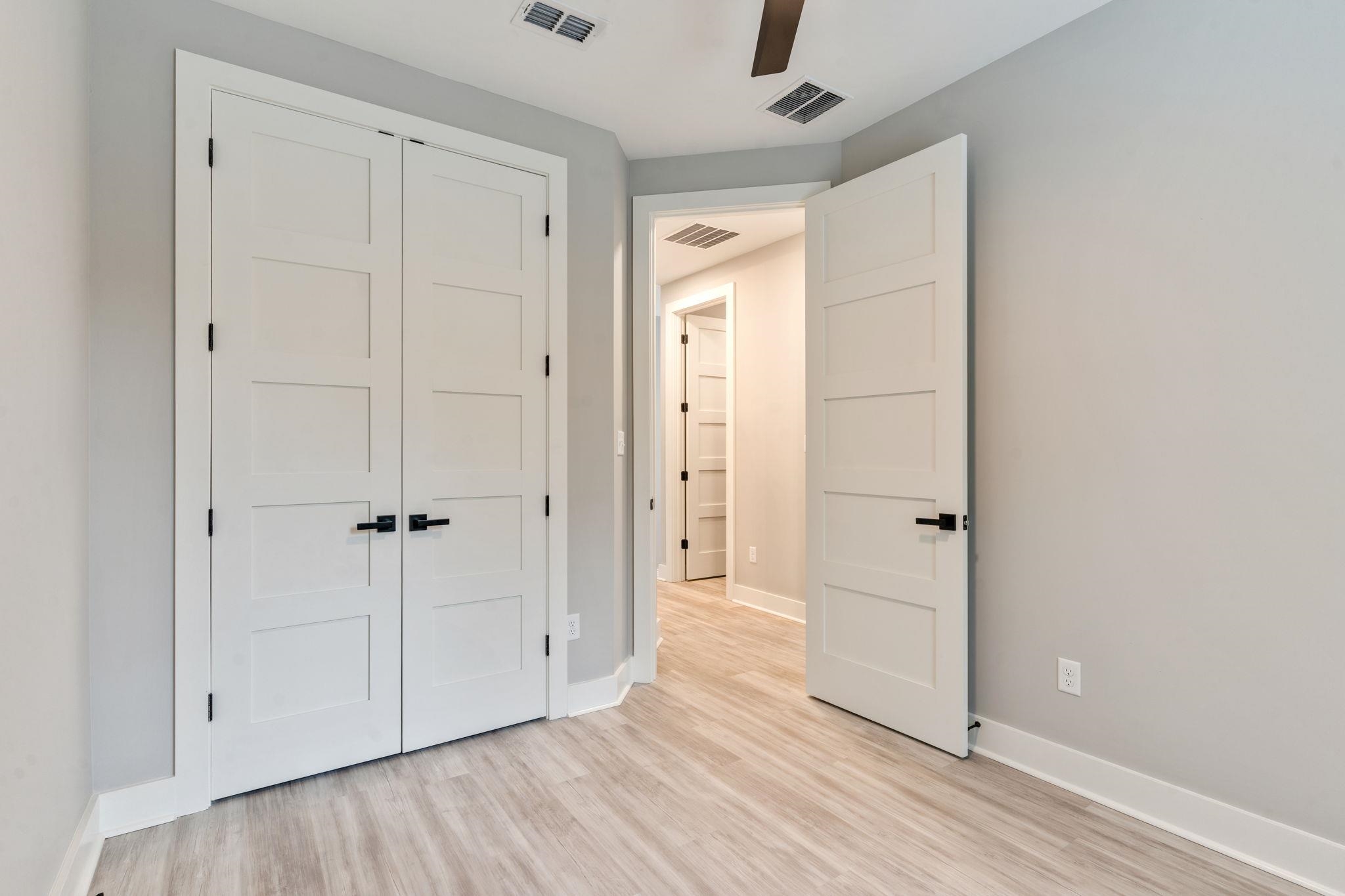 226 E BRADFORD Road Unit: A & B