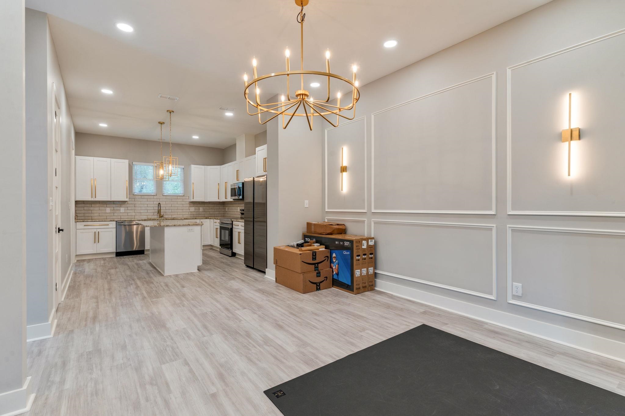 226 E BRADFORD Road Unit: A & B