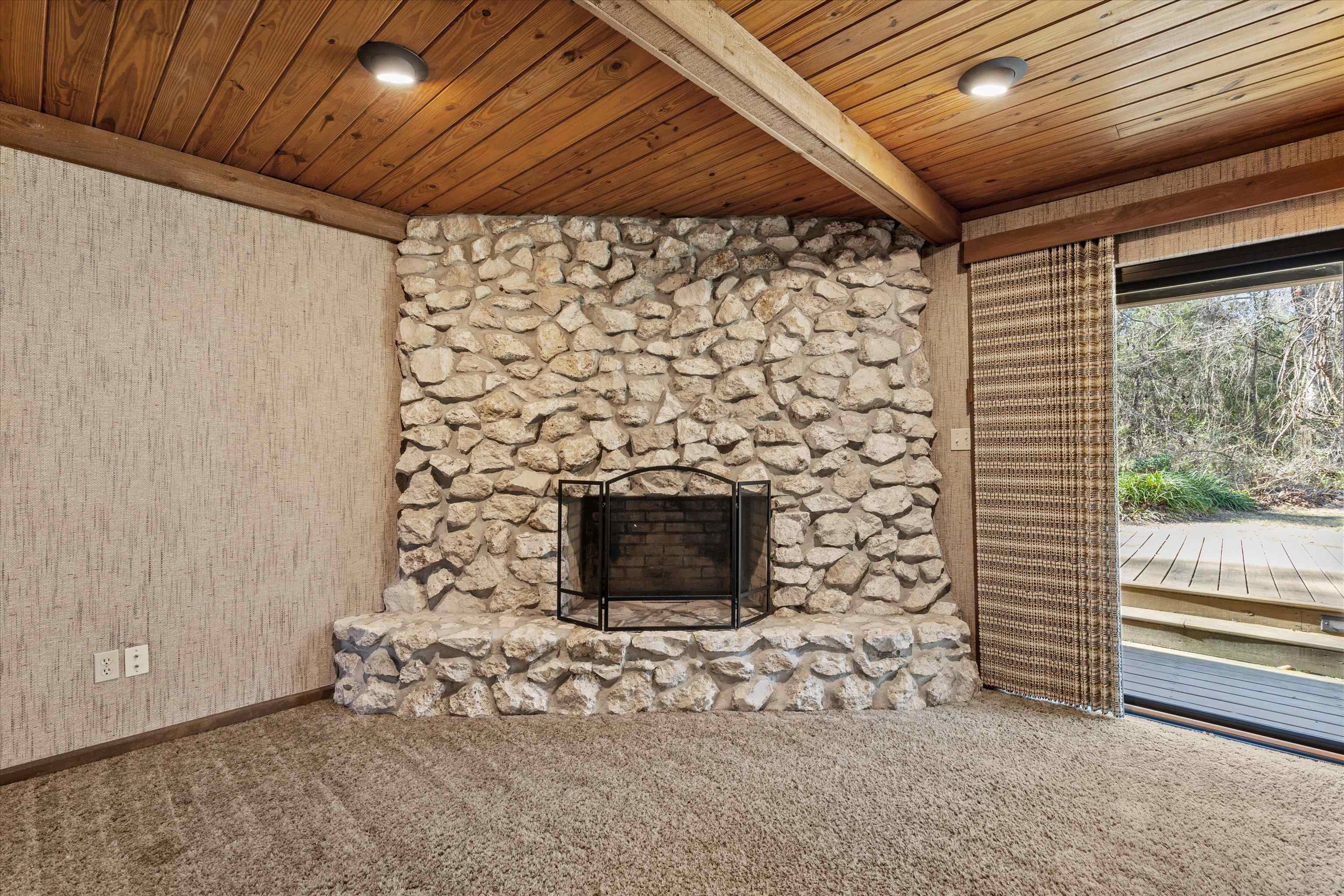 7024 SPENCER Road