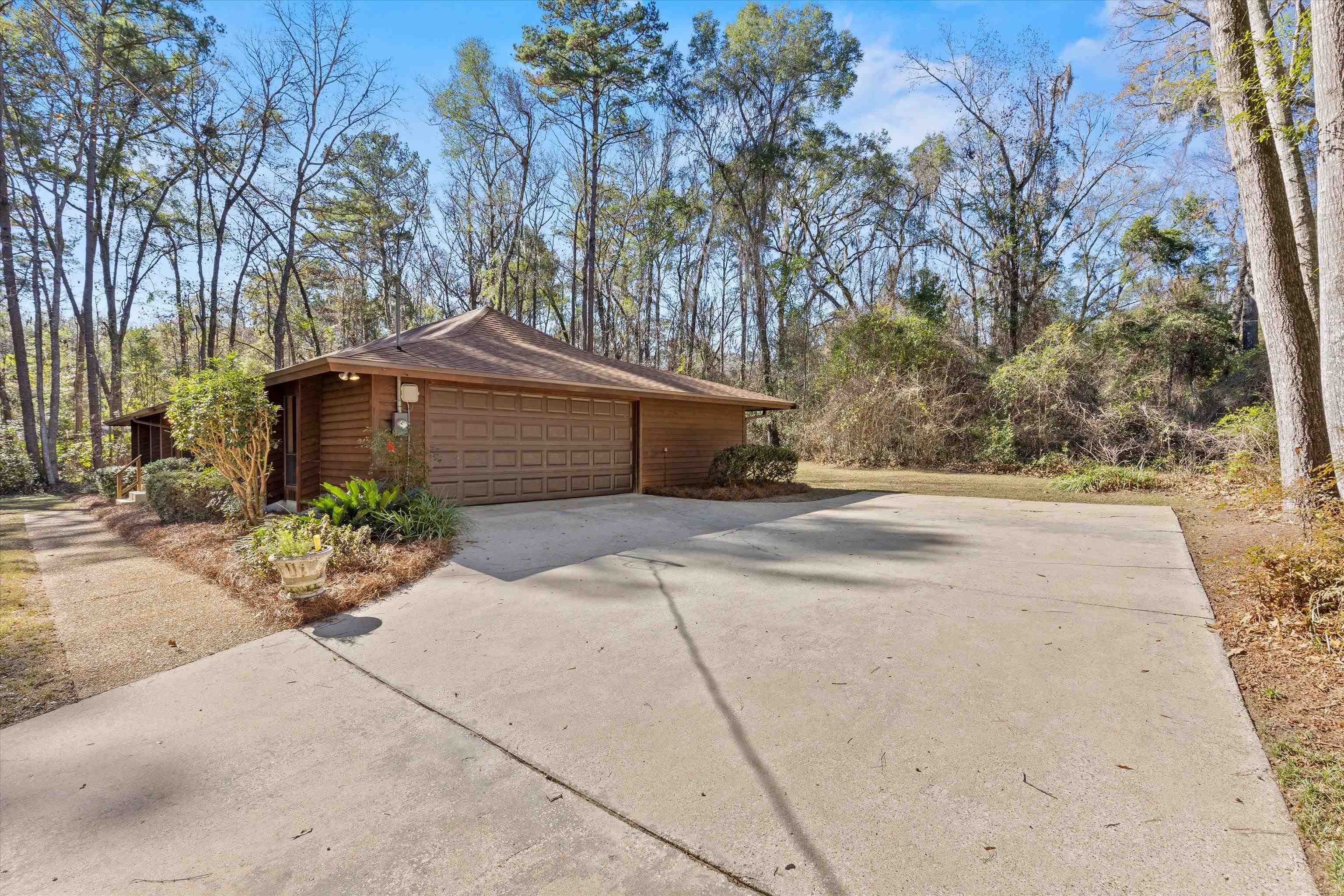 7024 SPENCER Road