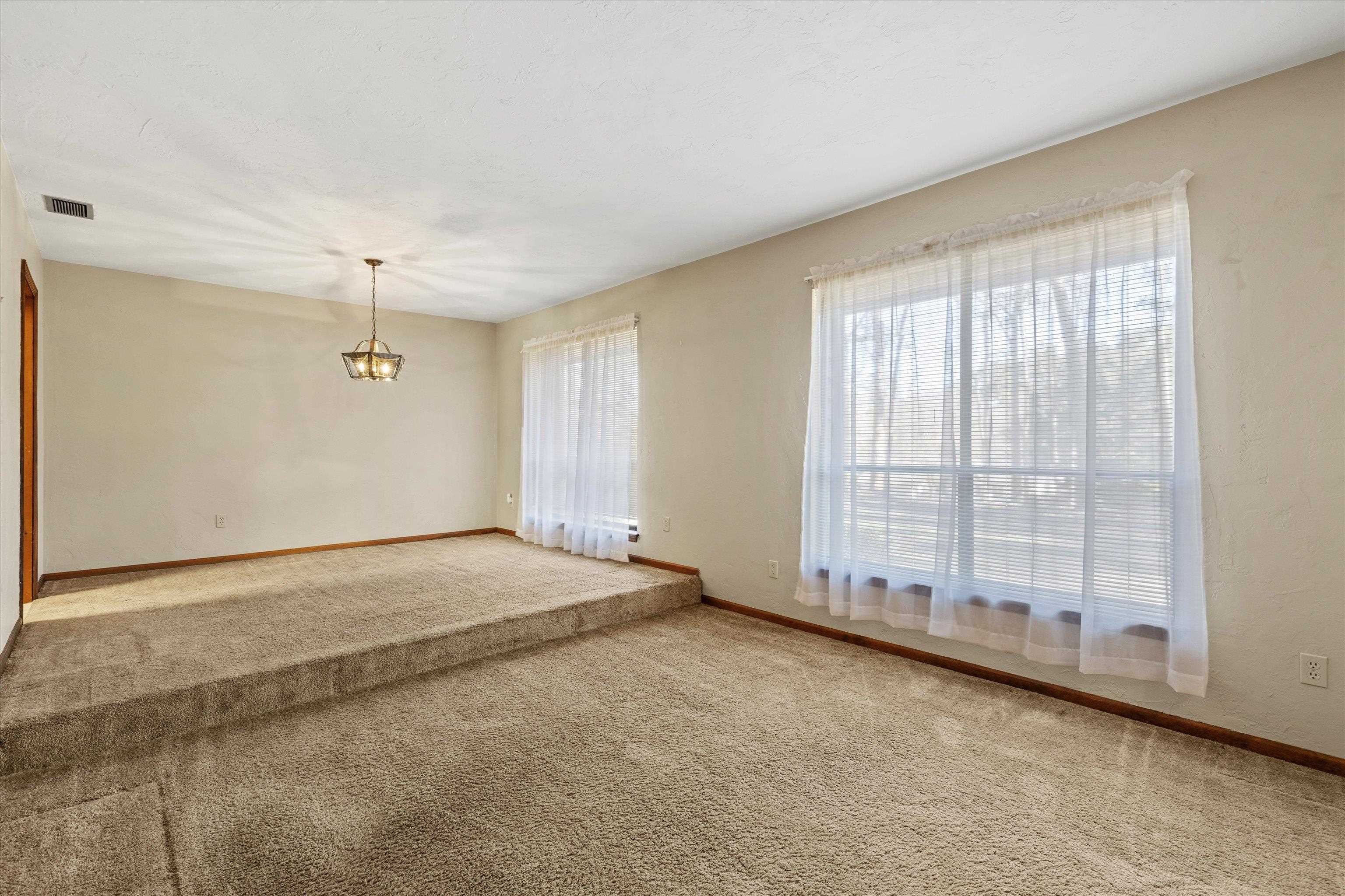 7024 SPENCER Road