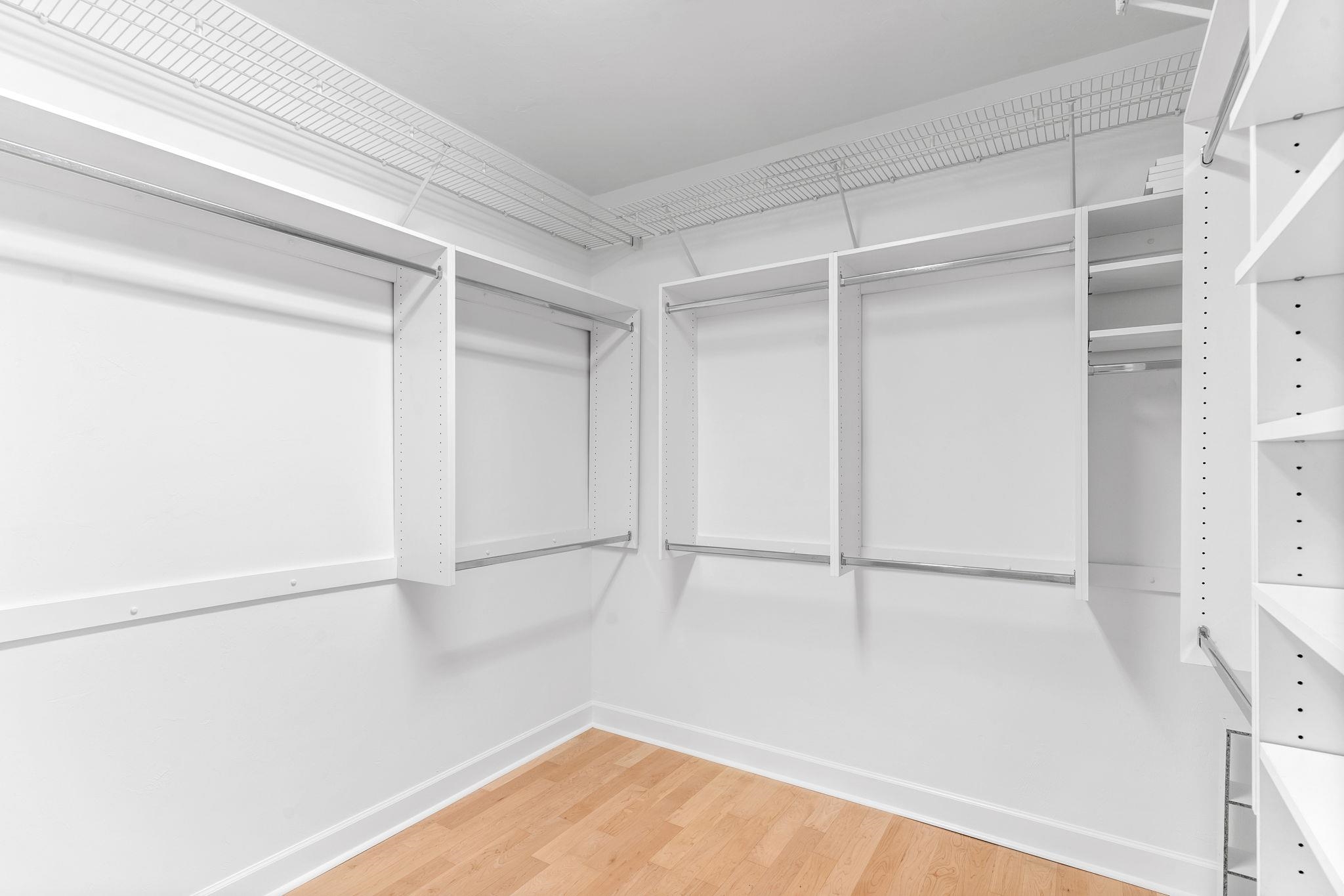 8983 Winged Foot Drive