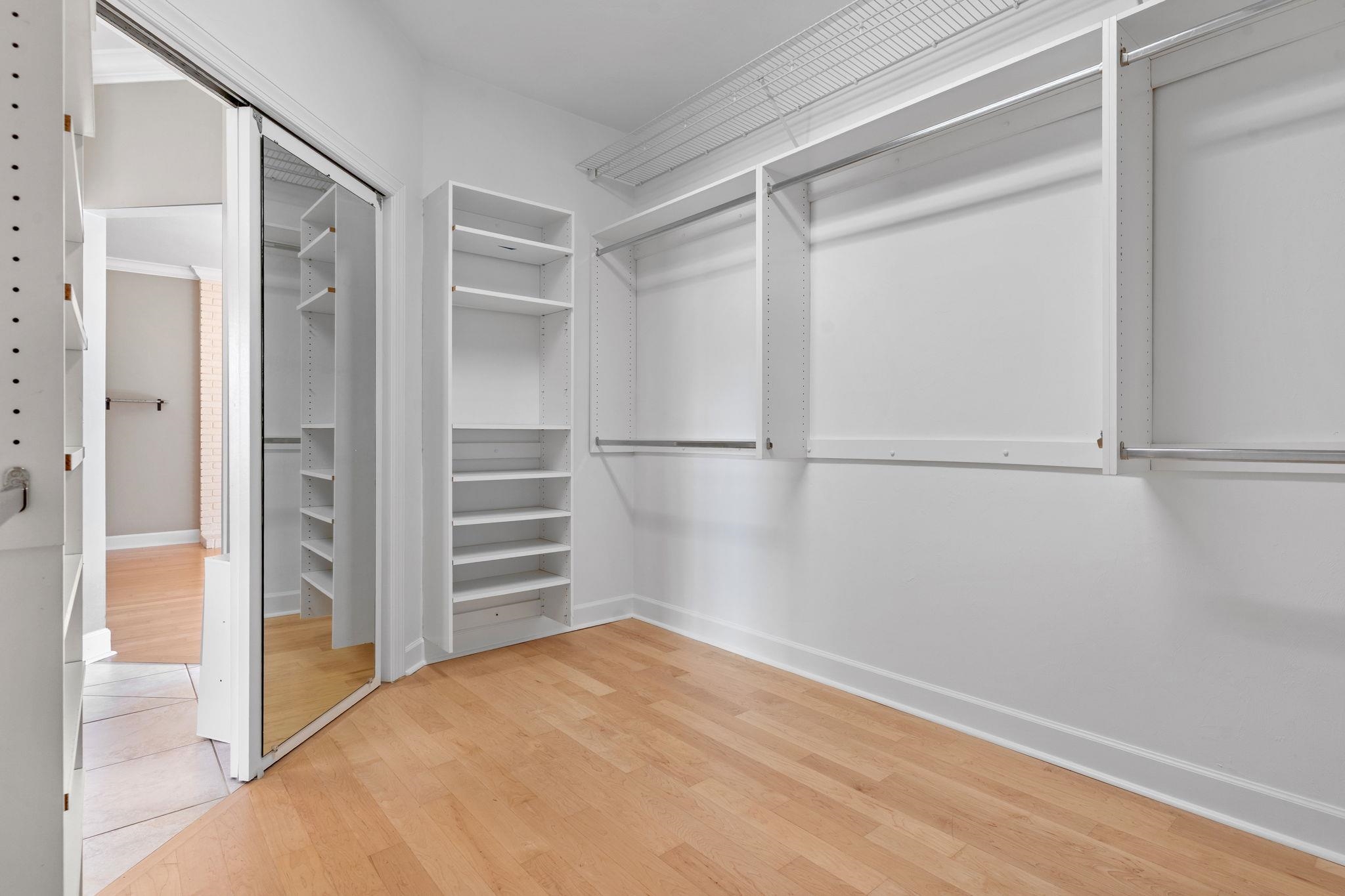 8983 Winged Foot Drive