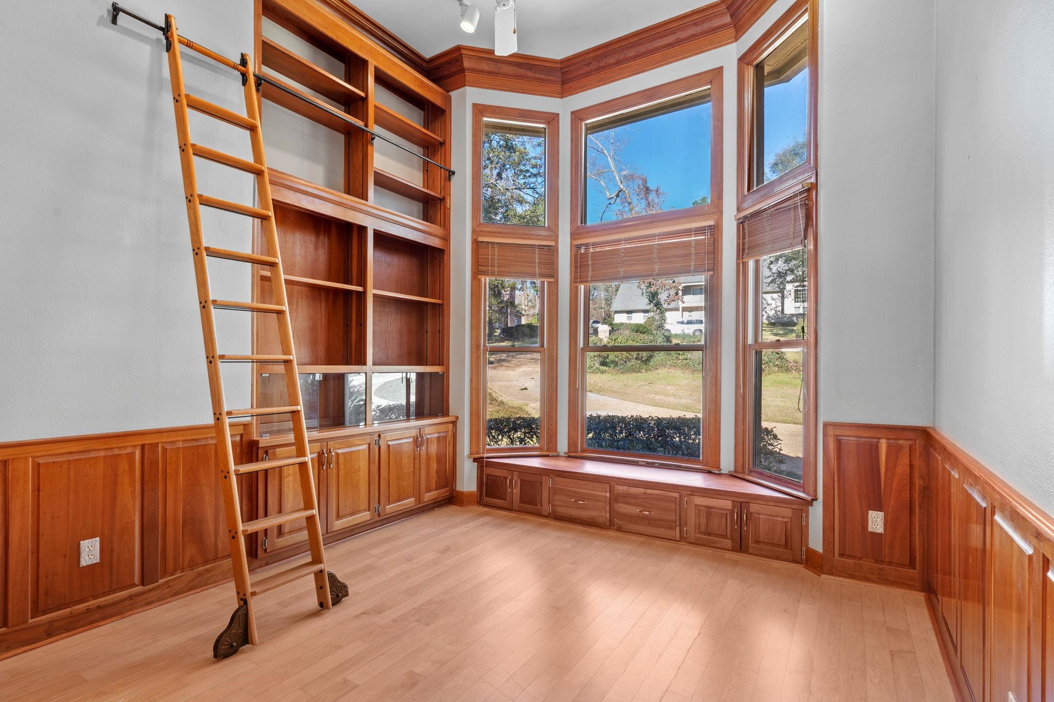 8983 Winged Foot Drive