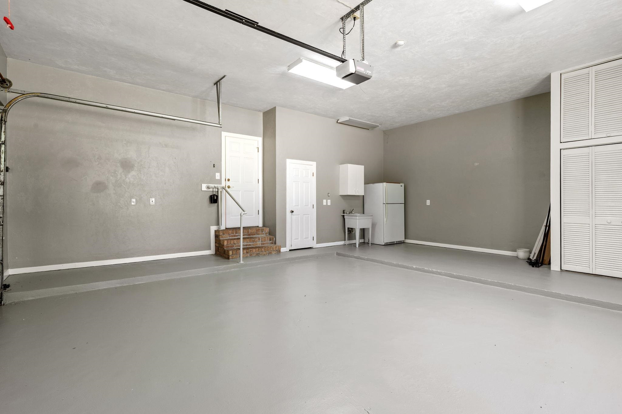 8983 Winged Foot Drive