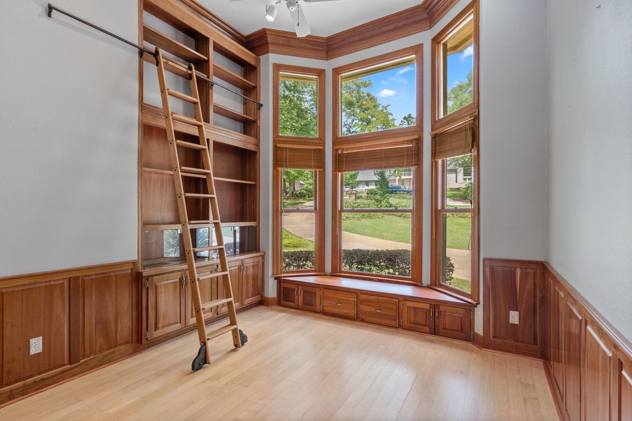 8983 Winged Foot Drive