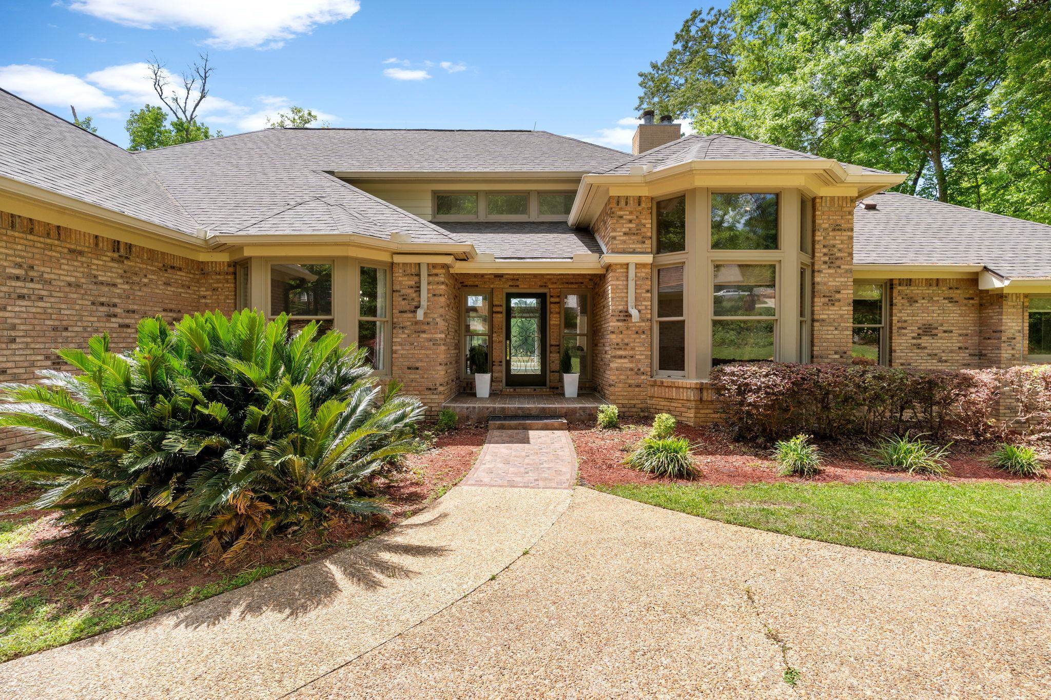 8983 Winged Foot Drive