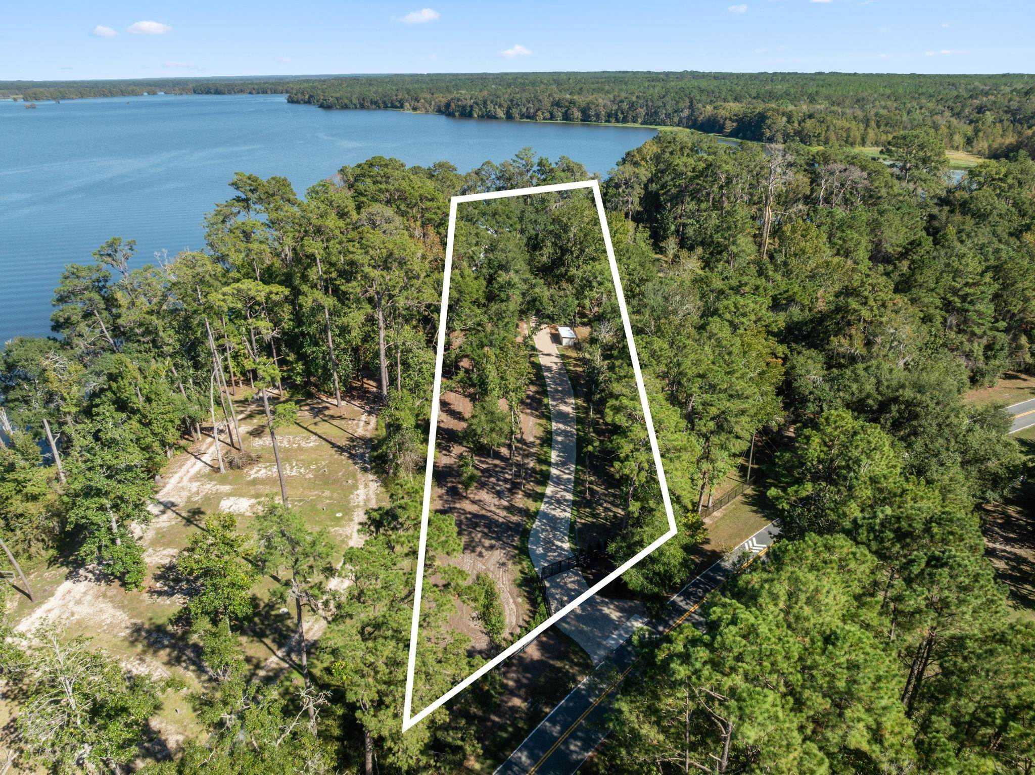 1007 Williams Landing Road