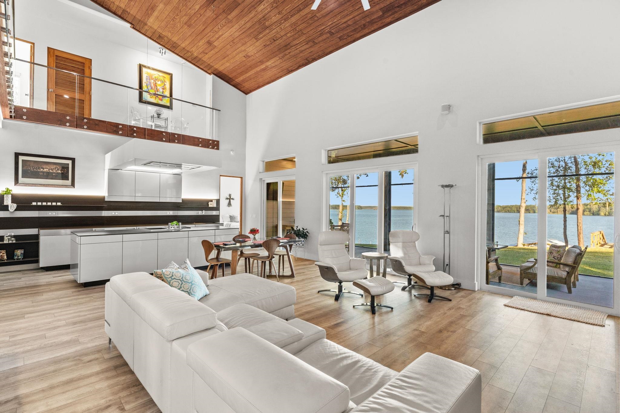 1007 Williams Landing Road