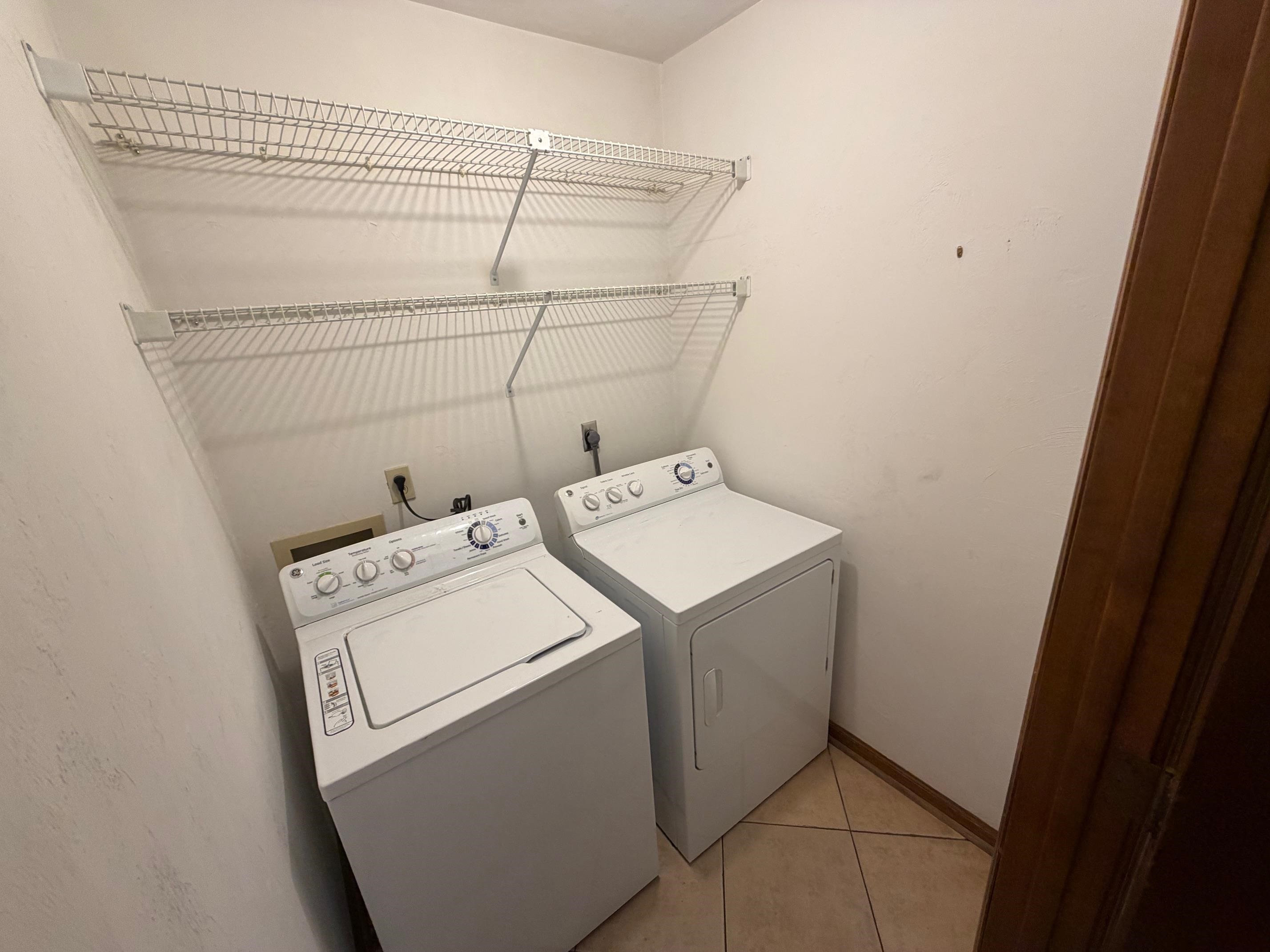 3207 Shamrock Unit: Apt. 33