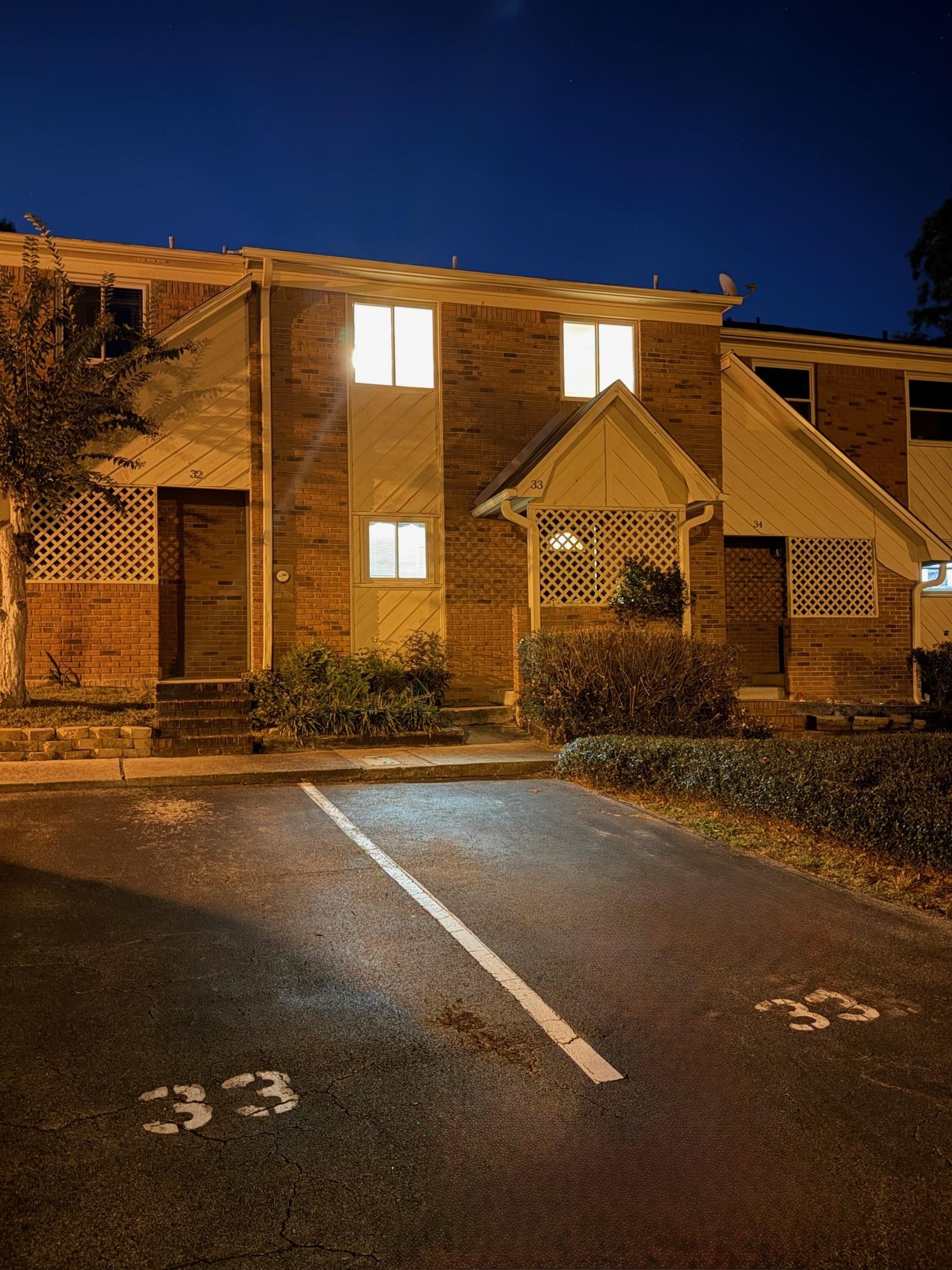 3207 Shamrock Unit: Apt. 33