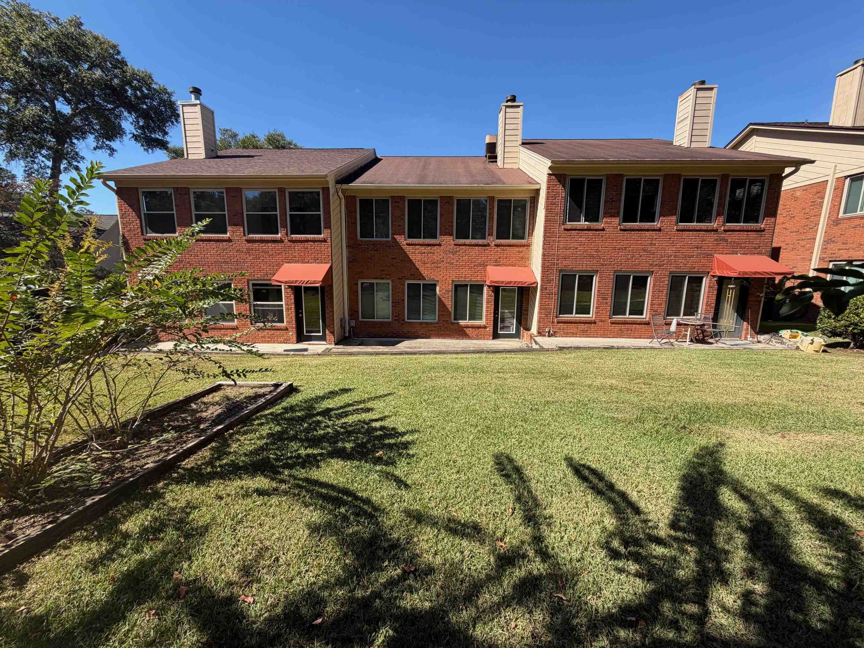 3207 Shamrock Unit: Apt. 33