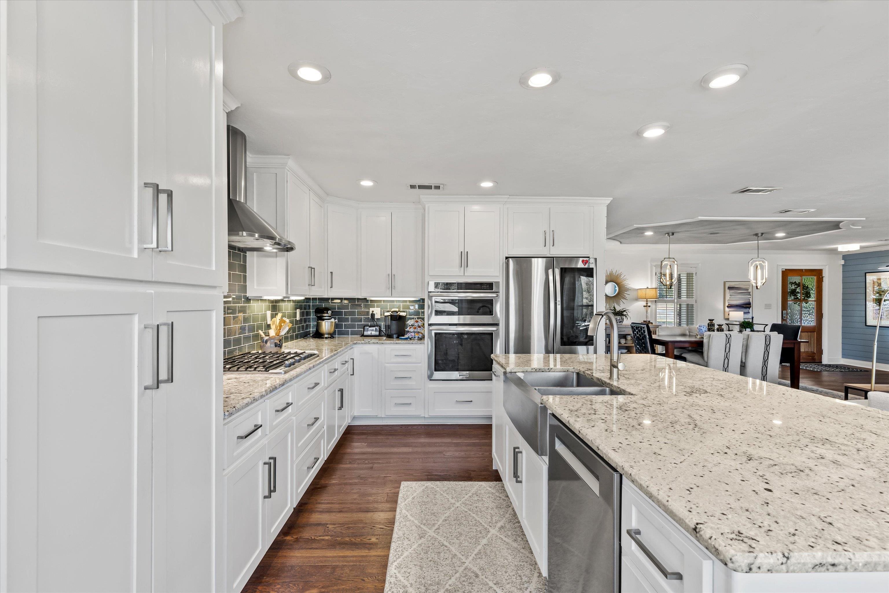 2908 Tyron Circle
