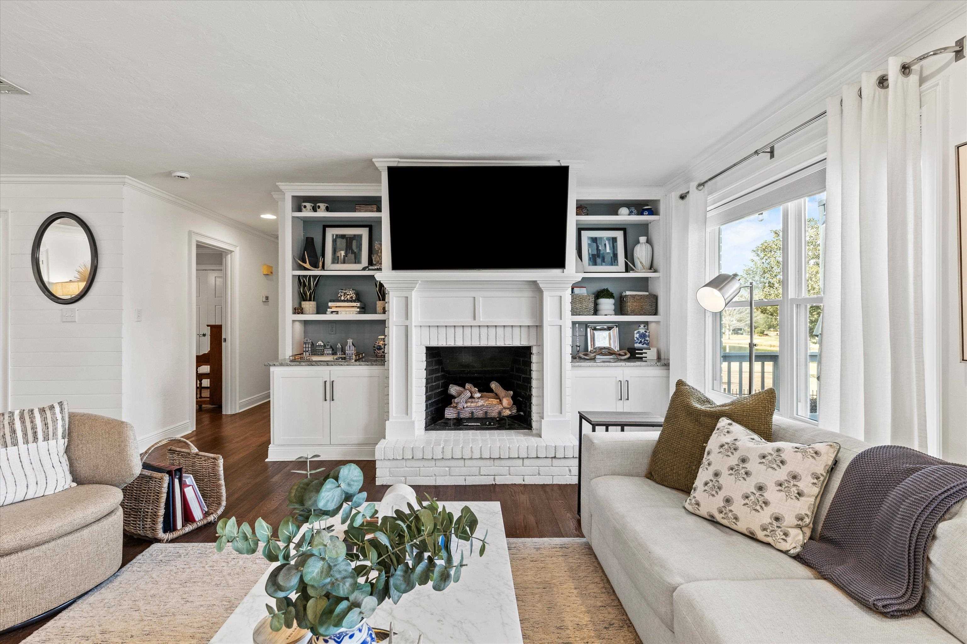 2908 Tyron Circle