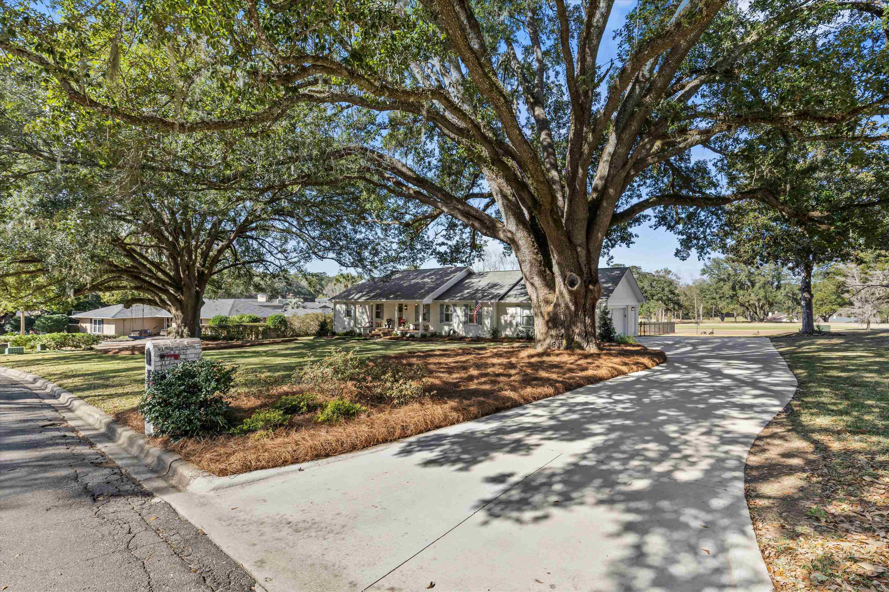 2908 Tyron Circle