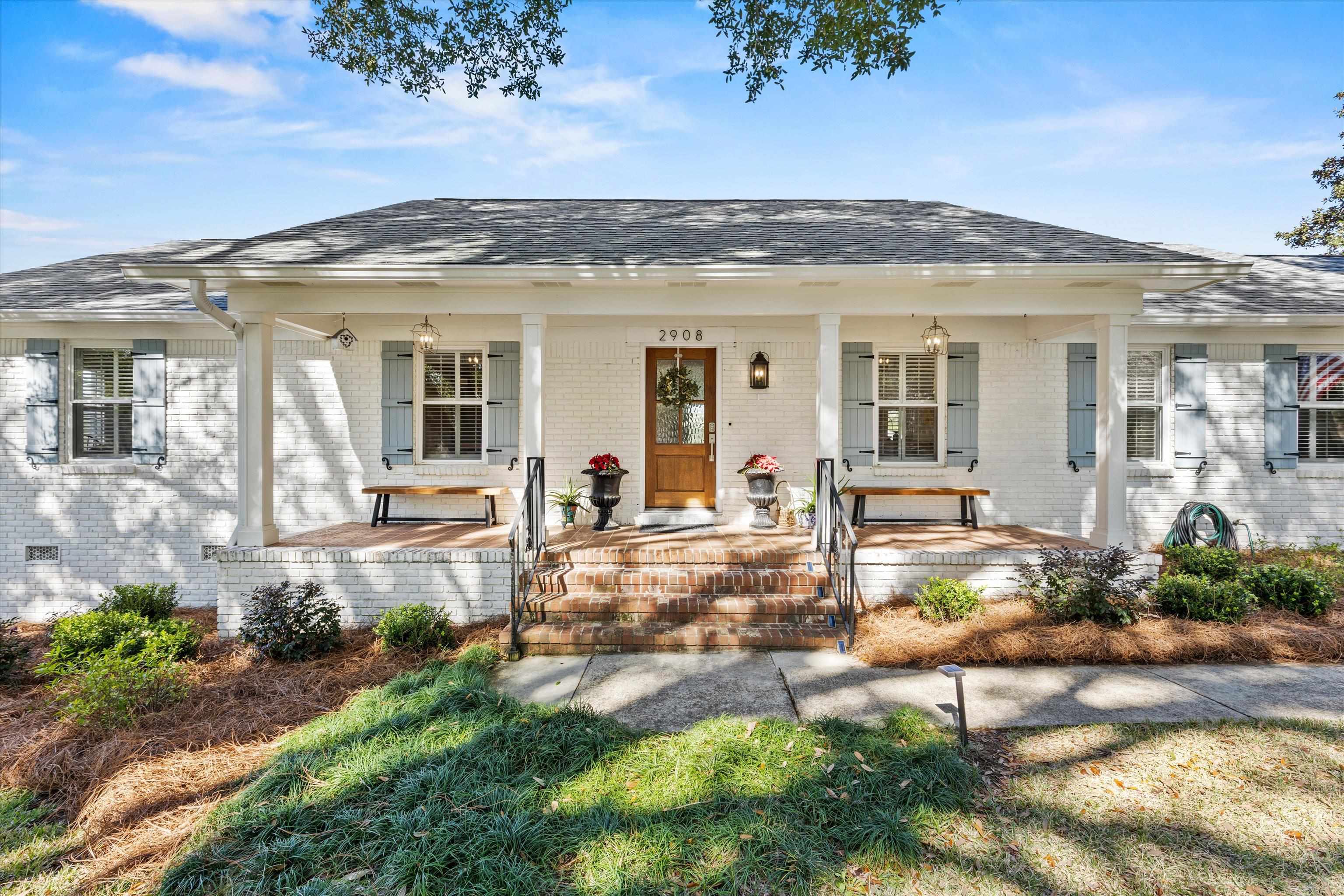 2908 Tyron Circle