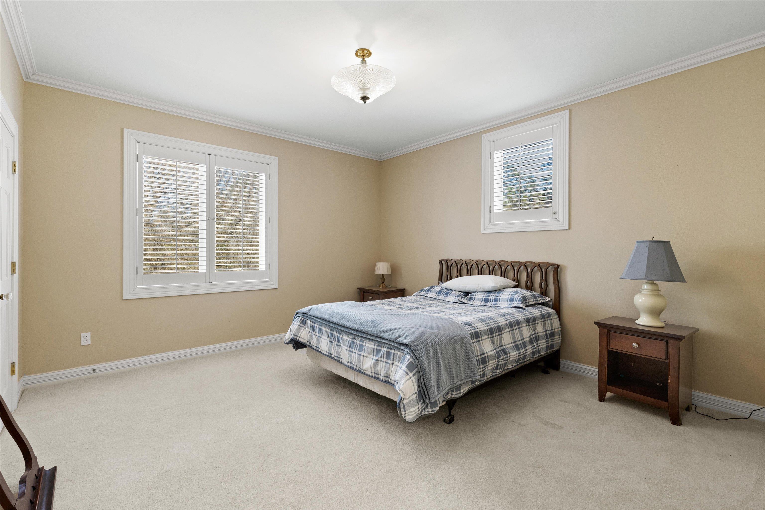 540 Woodfern Court