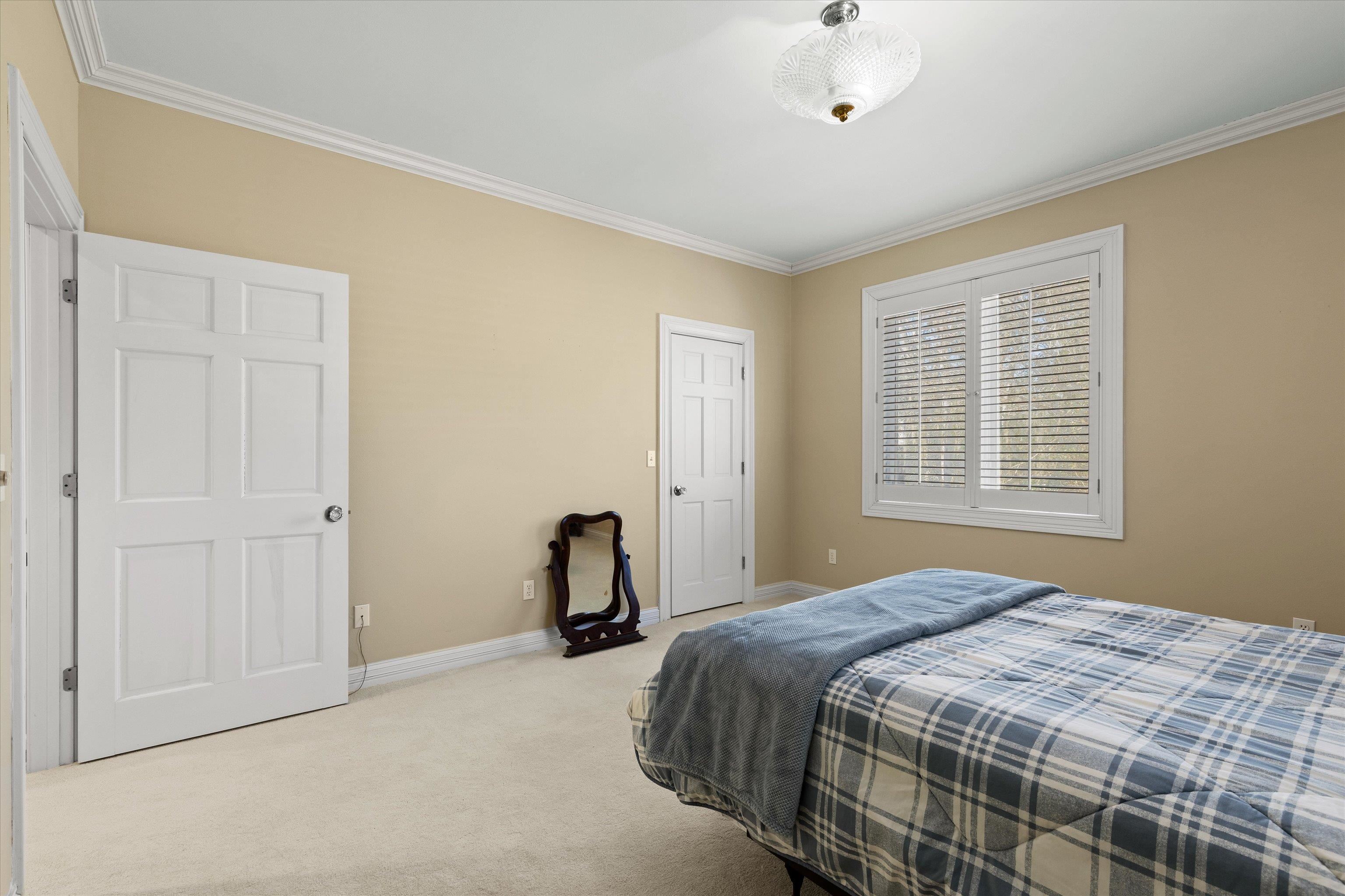 540 Woodfern Court