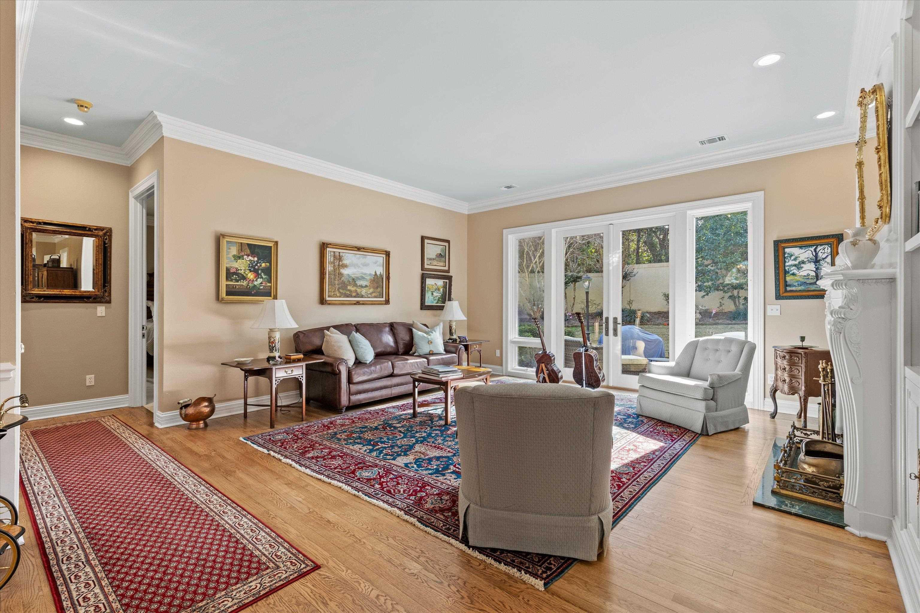 540 Woodfern Court