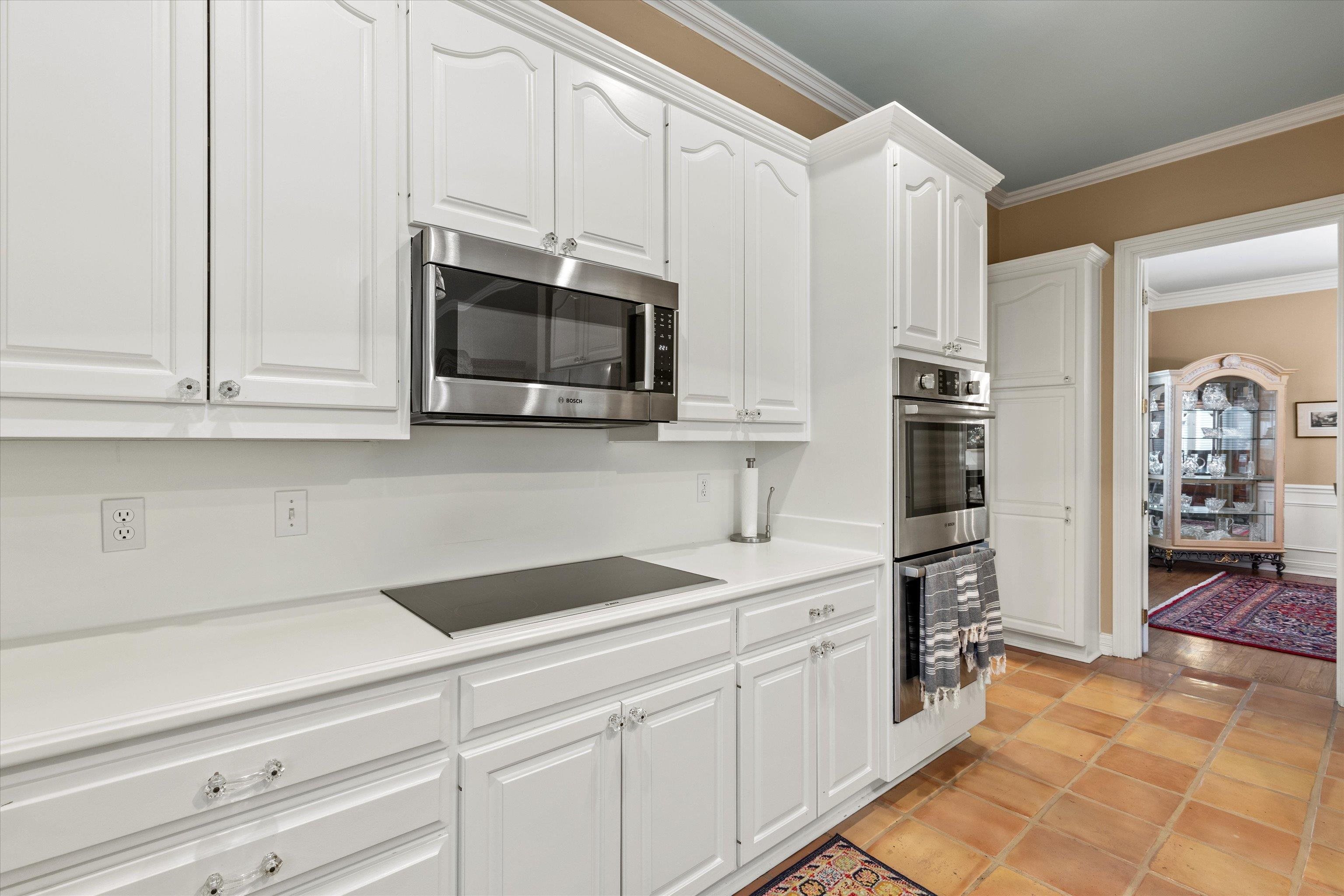 540 Woodfern Court