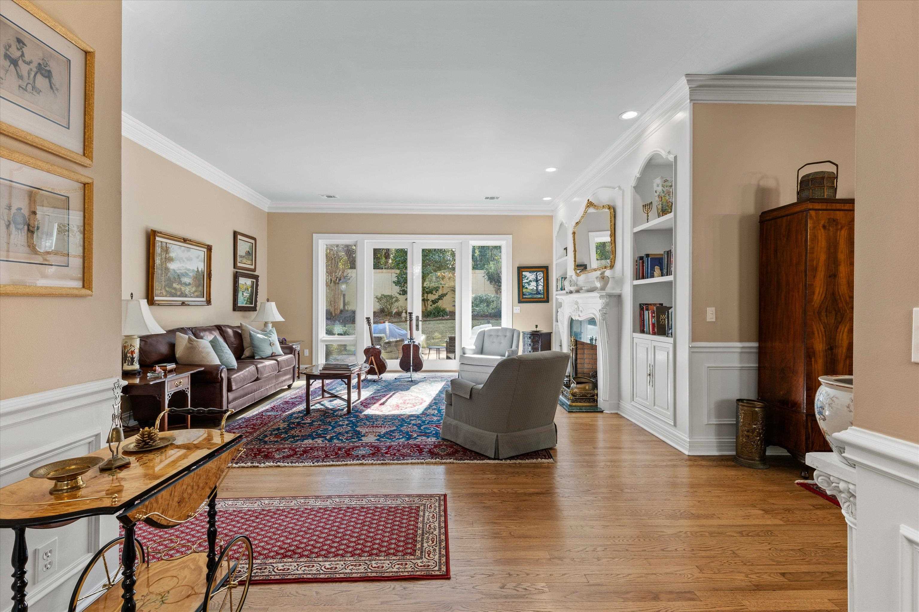 540 Woodfern Court