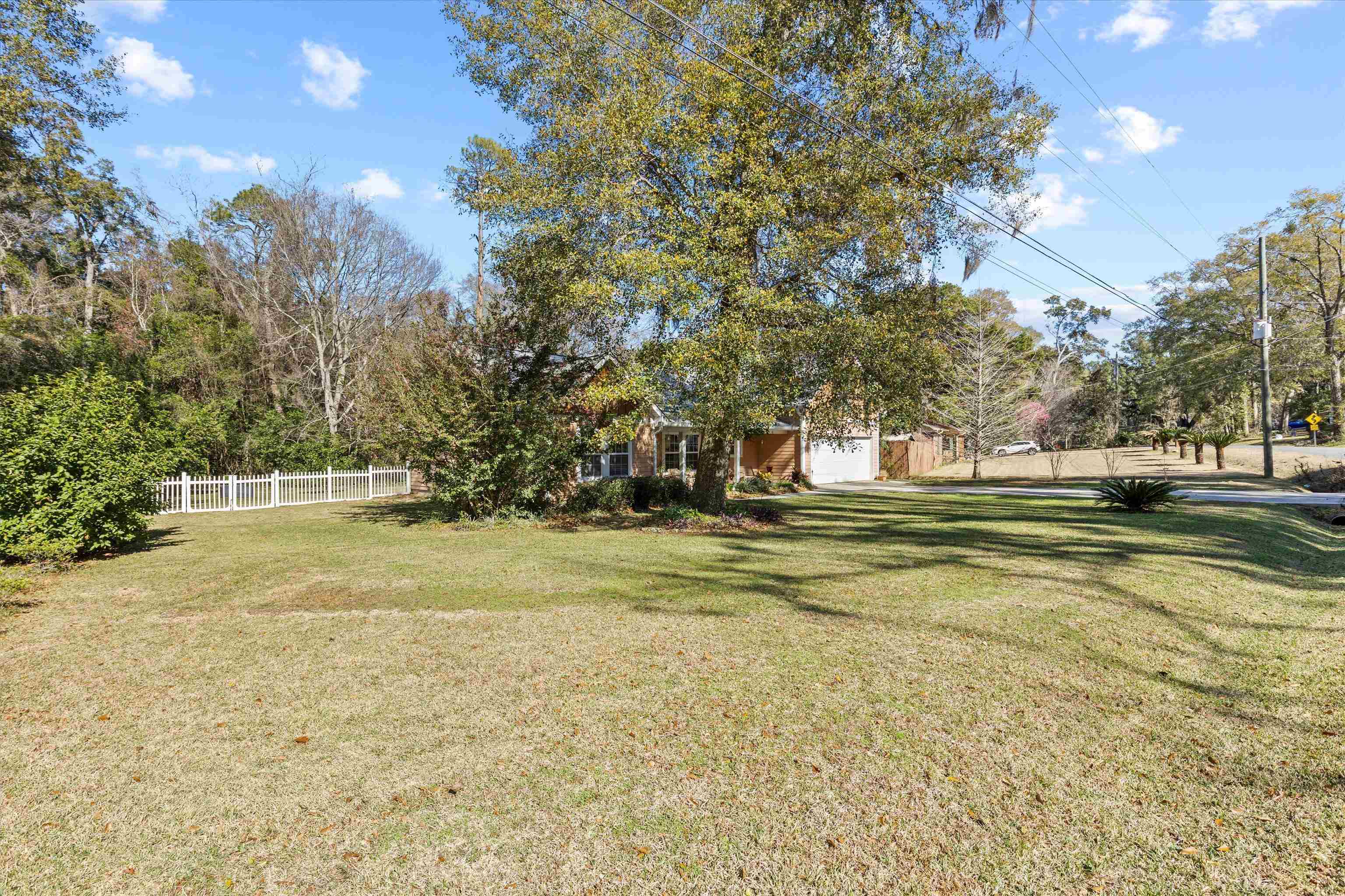 1928 Harriet Drive