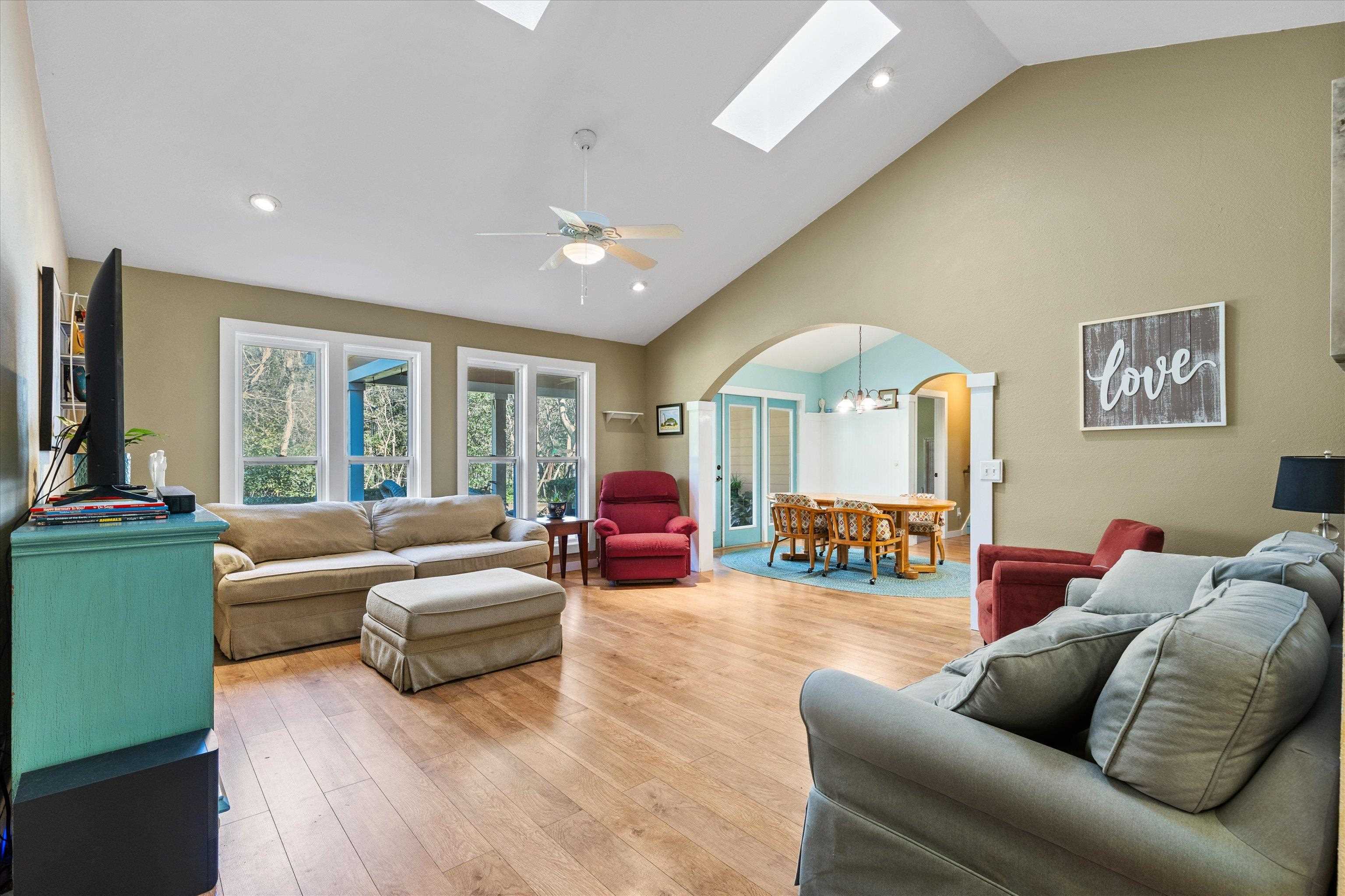 1928 Harriet Drive