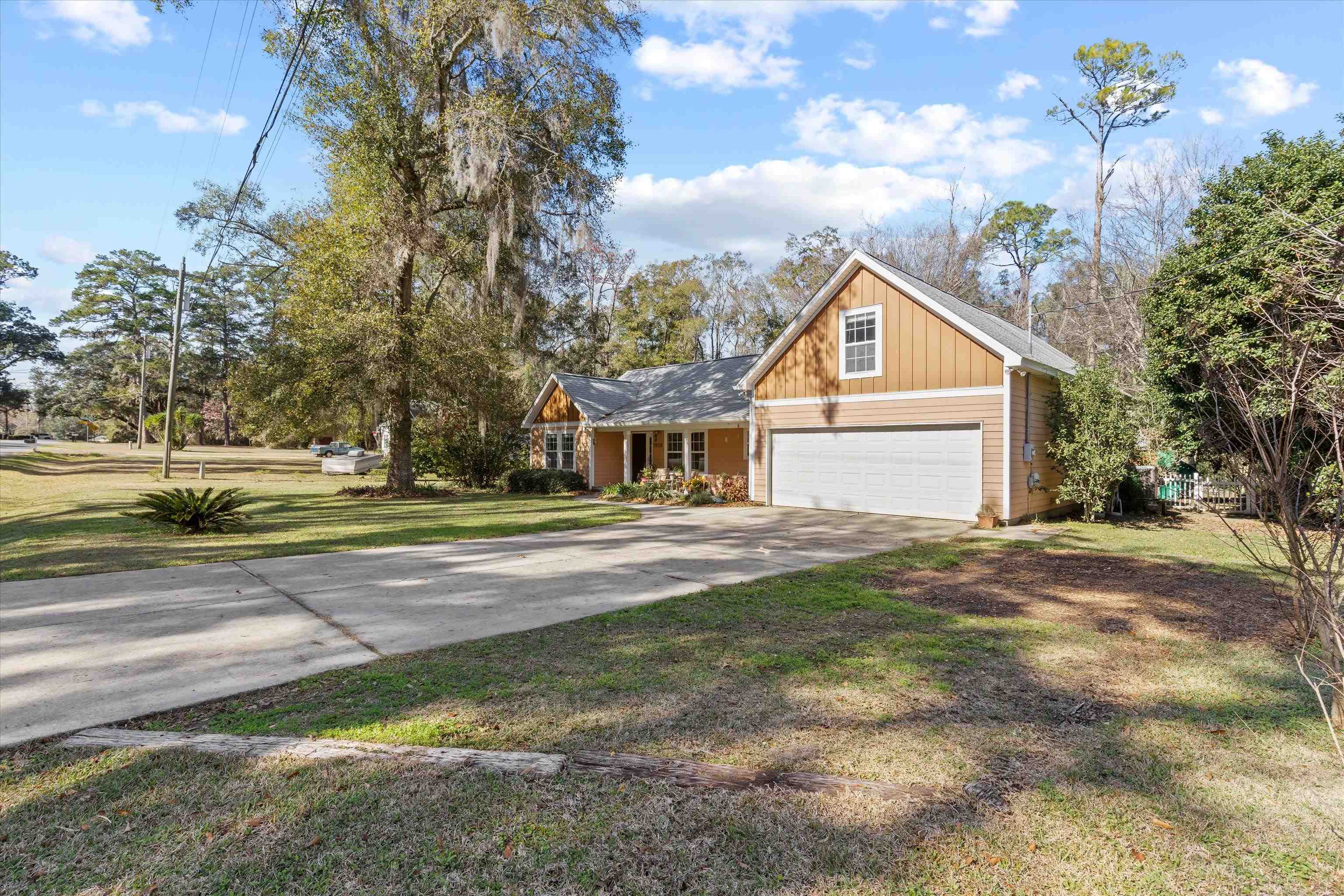 1928 Harriet Drive